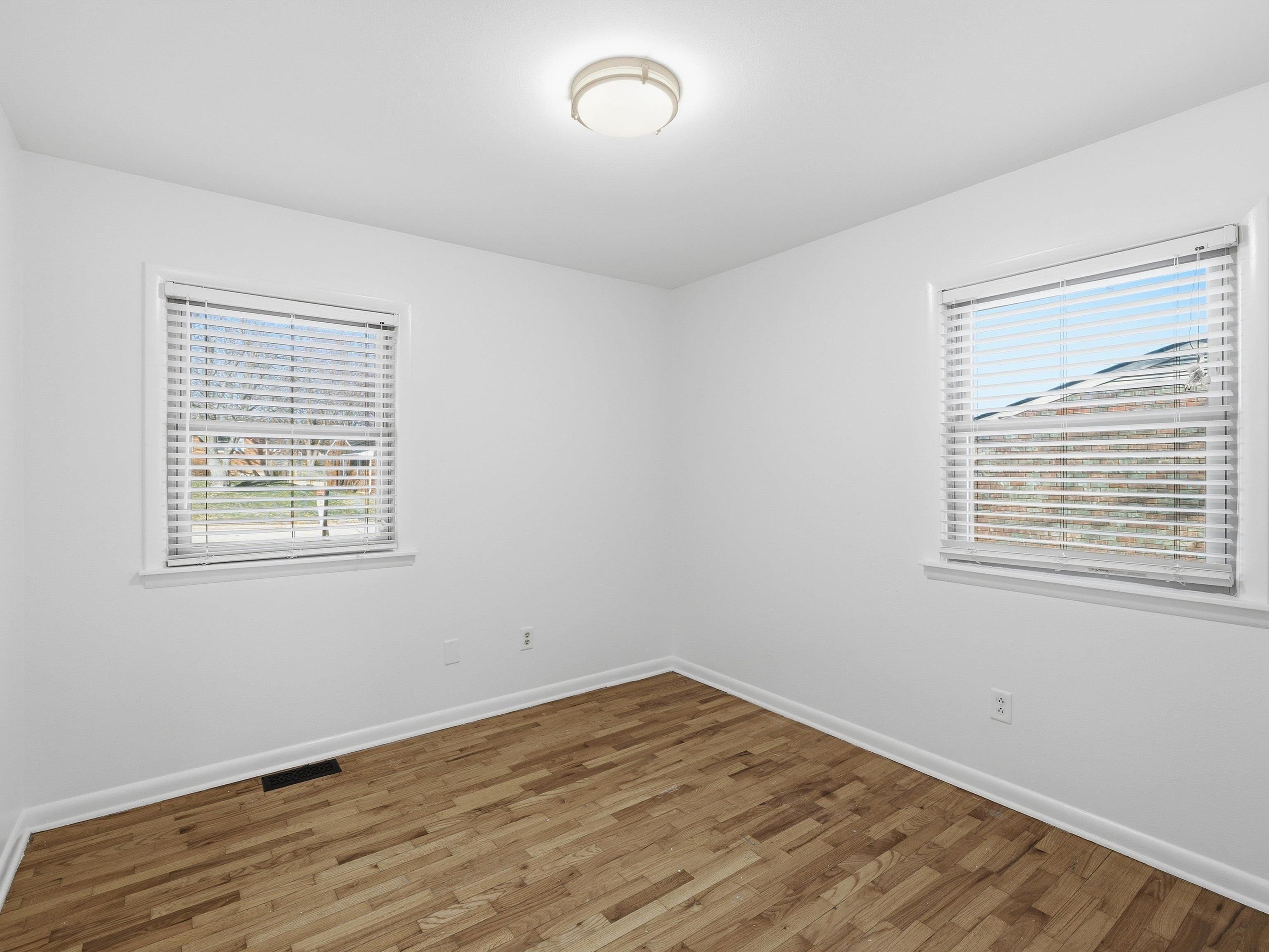 1826 Suzanna Ct, Owensboro, Kentucky 42303, 3 Bedrooms Bedrooms, ,1 BathroomBathrooms,Single Family Residence,For Sale,Suzanna Ct,93764