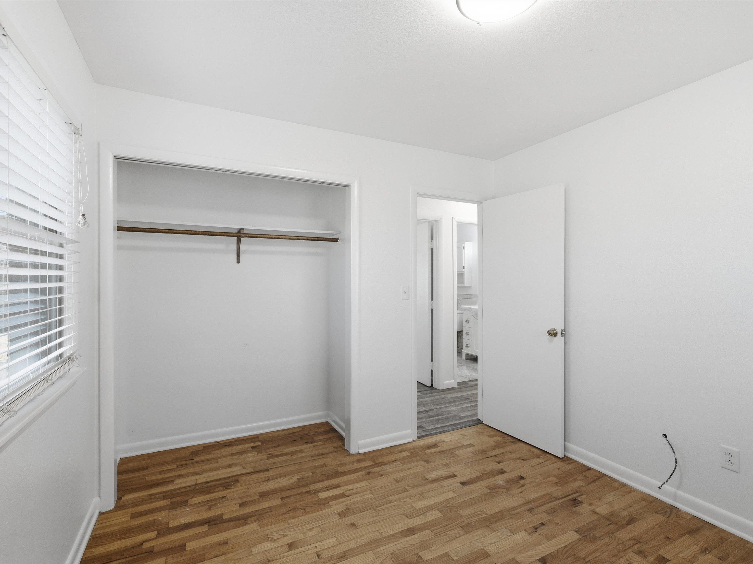 1826 Suzanna Ct, Owensboro, Kentucky 42303, 3 Bedrooms Bedrooms, ,1 BathroomBathrooms,Single Family Residence,For Sale,Suzanna Ct,93764