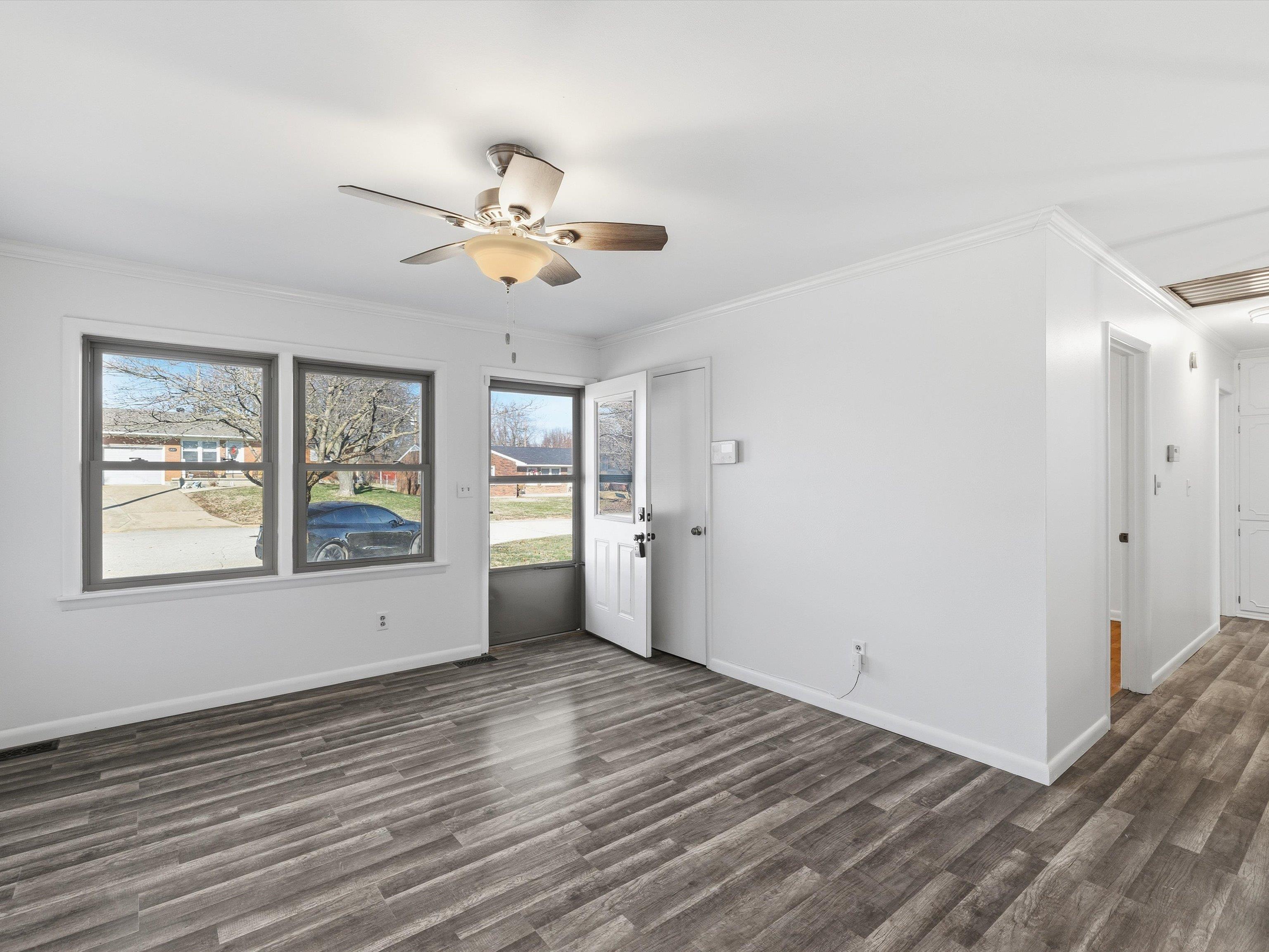 1826 Suzanna Ct, Owensboro, Kentucky 42303, 3 Bedrooms Bedrooms, ,1 BathroomBathrooms,Single Family Residence,For Sale,Suzanna Ct,93764