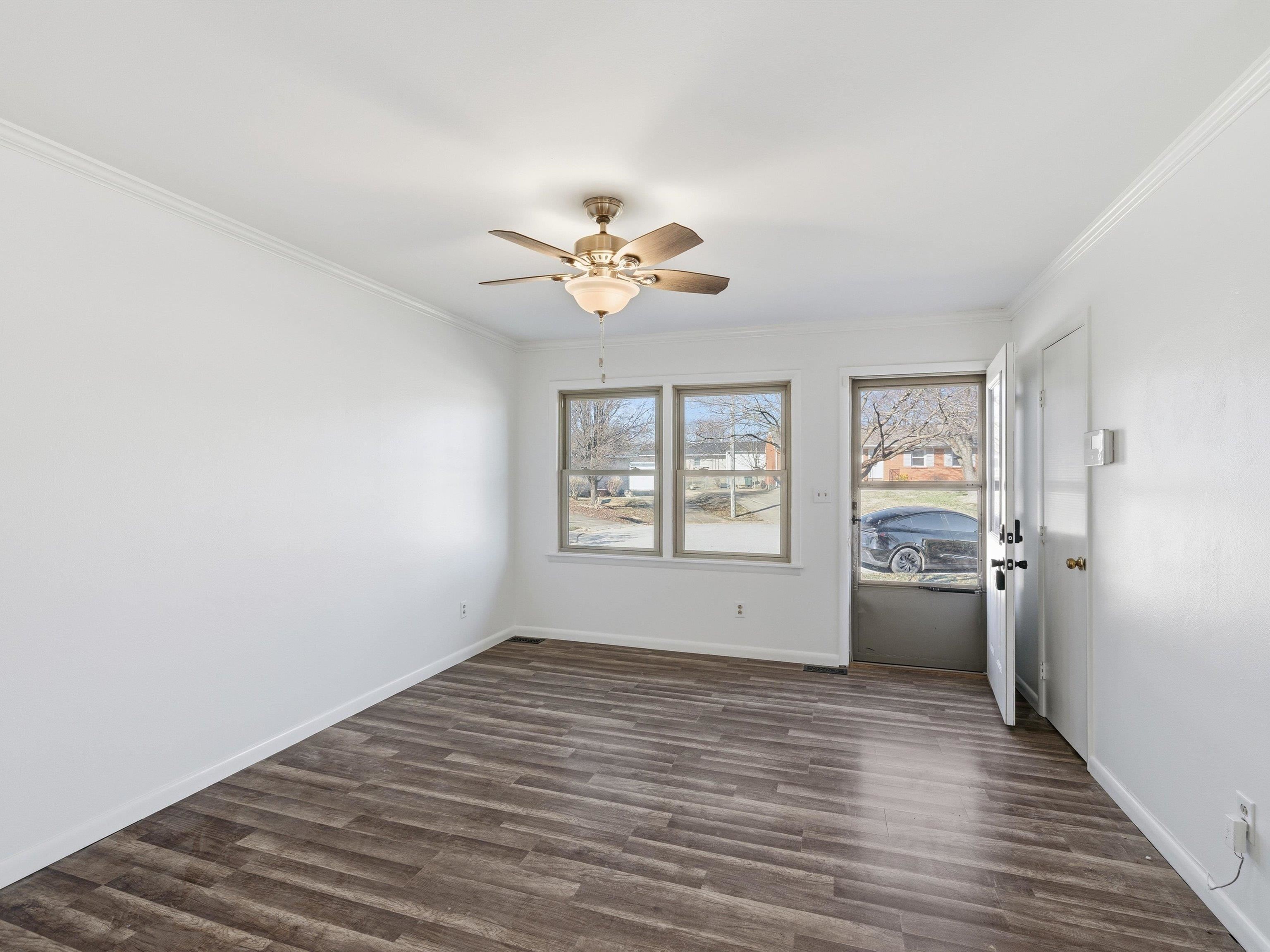 1826 Suzanna Ct, Owensboro, Kentucky 42303, 3 Bedrooms Bedrooms, ,1 BathroomBathrooms,Single Family Residence,For Sale,Suzanna Ct,93764