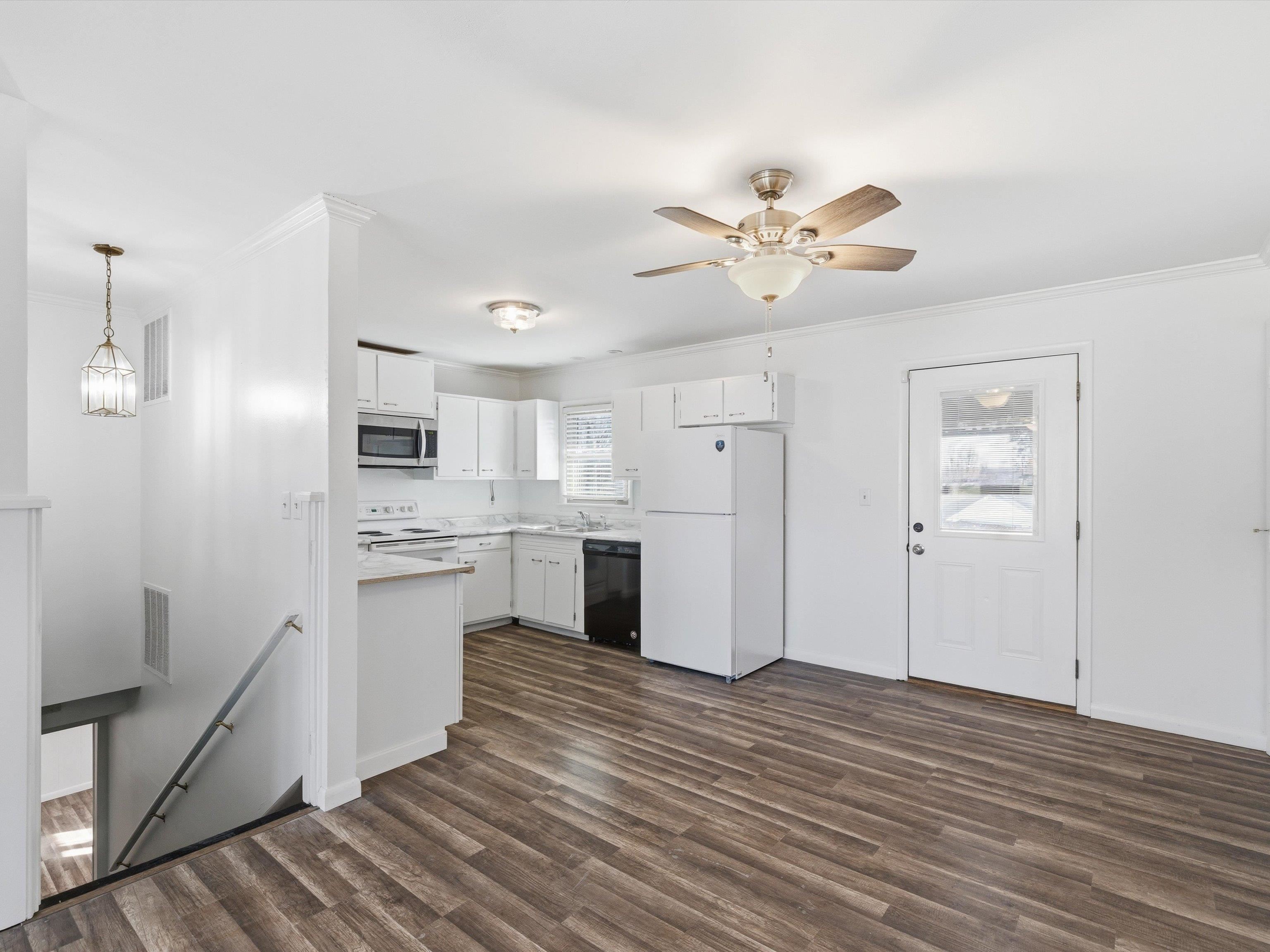 1826 Suzanna Ct, Owensboro, Kentucky 42303, 3 Bedrooms Bedrooms, ,1 BathroomBathrooms,Single Family Residence,For Sale,Suzanna Ct,93764