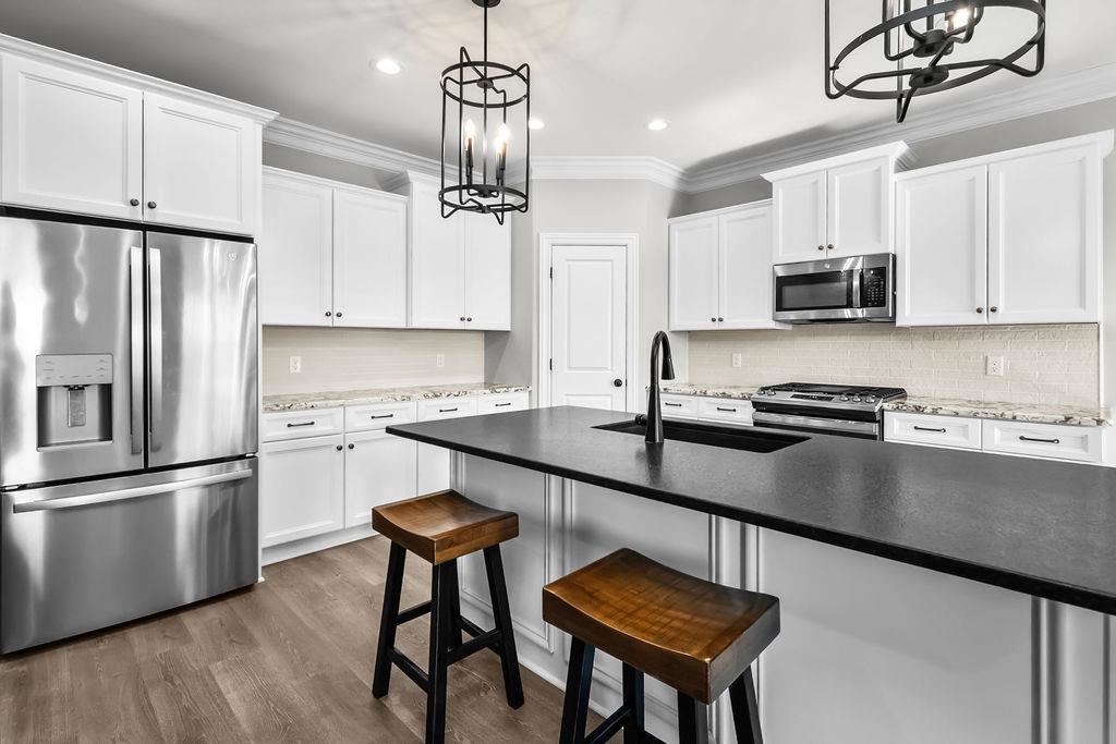 6410 Ridge Brook Cove, Owensboro, Kentucky 42301, 4 Bedrooms Bedrooms, ,2 BathroomsBathrooms,Single Family Residence,For Sale,Ridge Brook Cove,93765