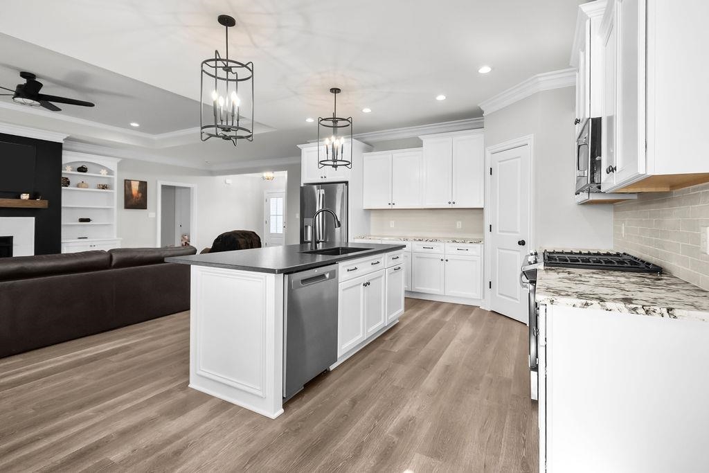 6410 Ridge Brook Cove, Owensboro, Kentucky 42301, 4 Bedrooms Bedrooms, ,2 BathroomsBathrooms,Single Family Residence,For Sale,Ridge Brook Cove,93765