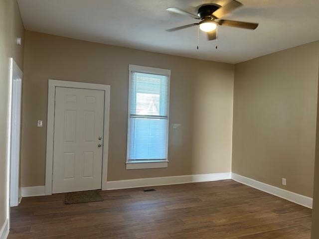 2114 5th Street, Owensboro, Kentucky 42303-0831, 3 Bedrooms Bedrooms, ,1 BathroomBathrooms,Single Family Residence,For Sale,5th Street,93767