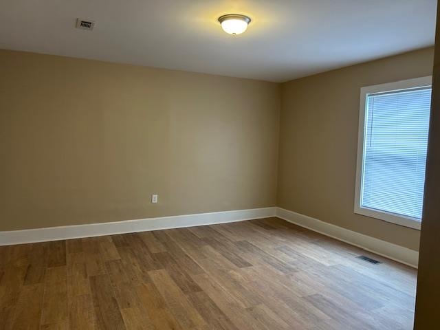 2114 5th Street, Owensboro, Kentucky 42303-0831, 3 Bedrooms Bedrooms, ,1 BathroomBathrooms,Single Family Residence,For Sale,5th Street,93767