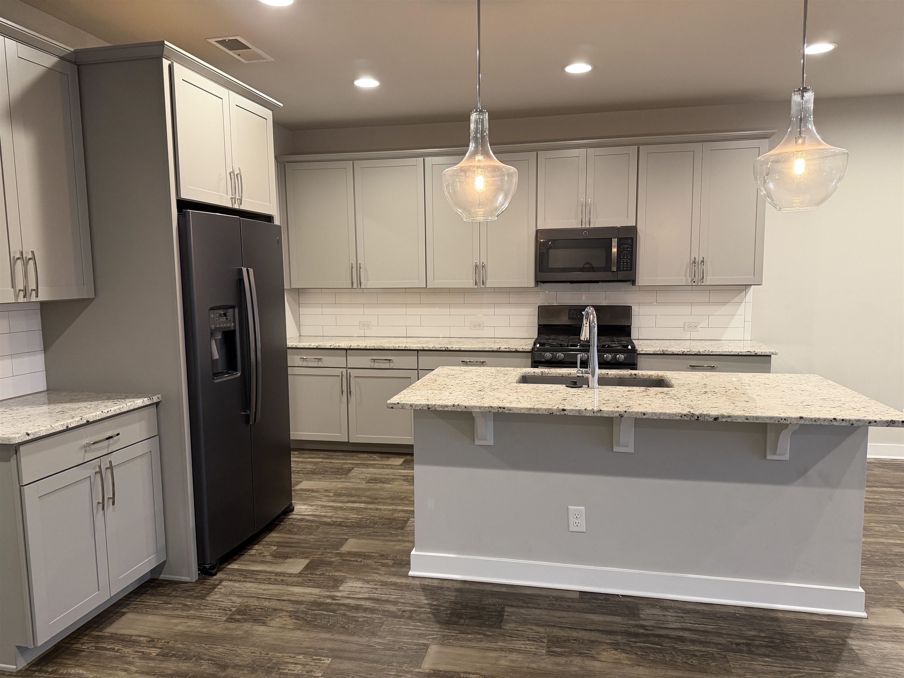 4771 Windstone Dr., Owensboro, Kentucky 42301, 4 Bedrooms Bedrooms, ,2 BathroomsBathrooms,Single Family Residence,For Sale,Windstone Dr.,93768