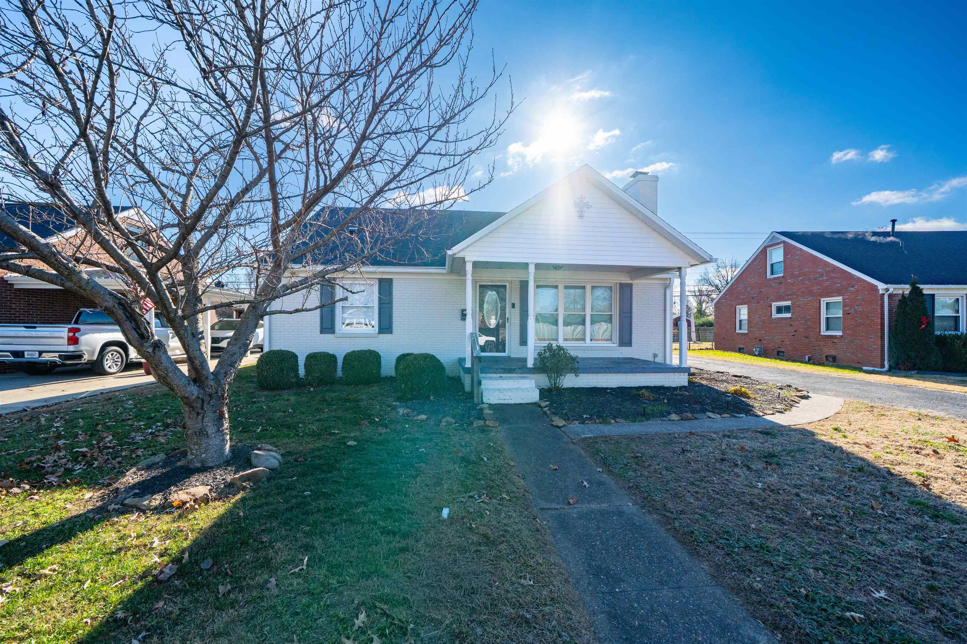 1512 Sioux Pl, Owensboro, Kentucky 42301, 4 Bedrooms Bedrooms, ,2 BathroomsBathrooms,Single Family Residence,For Sale,Sioux Pl,93769