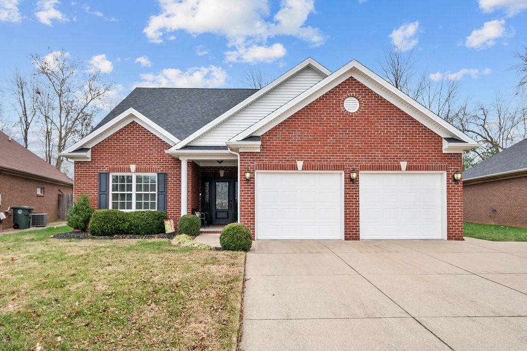 3907 Cross Creek Trail, Owensboro, Kentucky 42303, 4 Bedrooms Bedrooms, ,3 BathroomsBathrooms,Single Family Residence,For Sale,Cross Creek Trail,93771