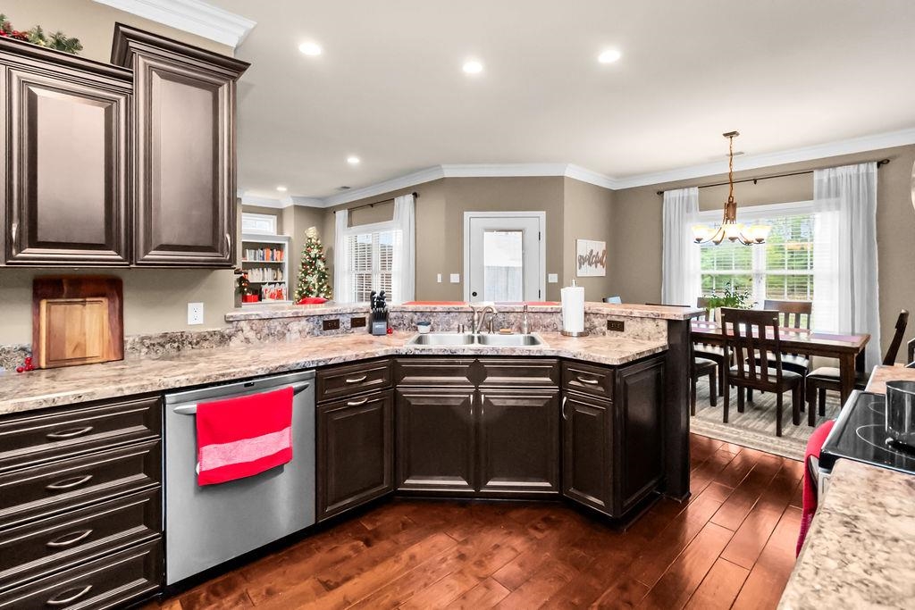 3907 Cross Creek Trail, Owensboro, Kentucky 42303, 4 Bedrooms Bedrooms, ,3 BathroomsBathrooms,Single Family Residence,For Sale,Cross Creek Trail,93771