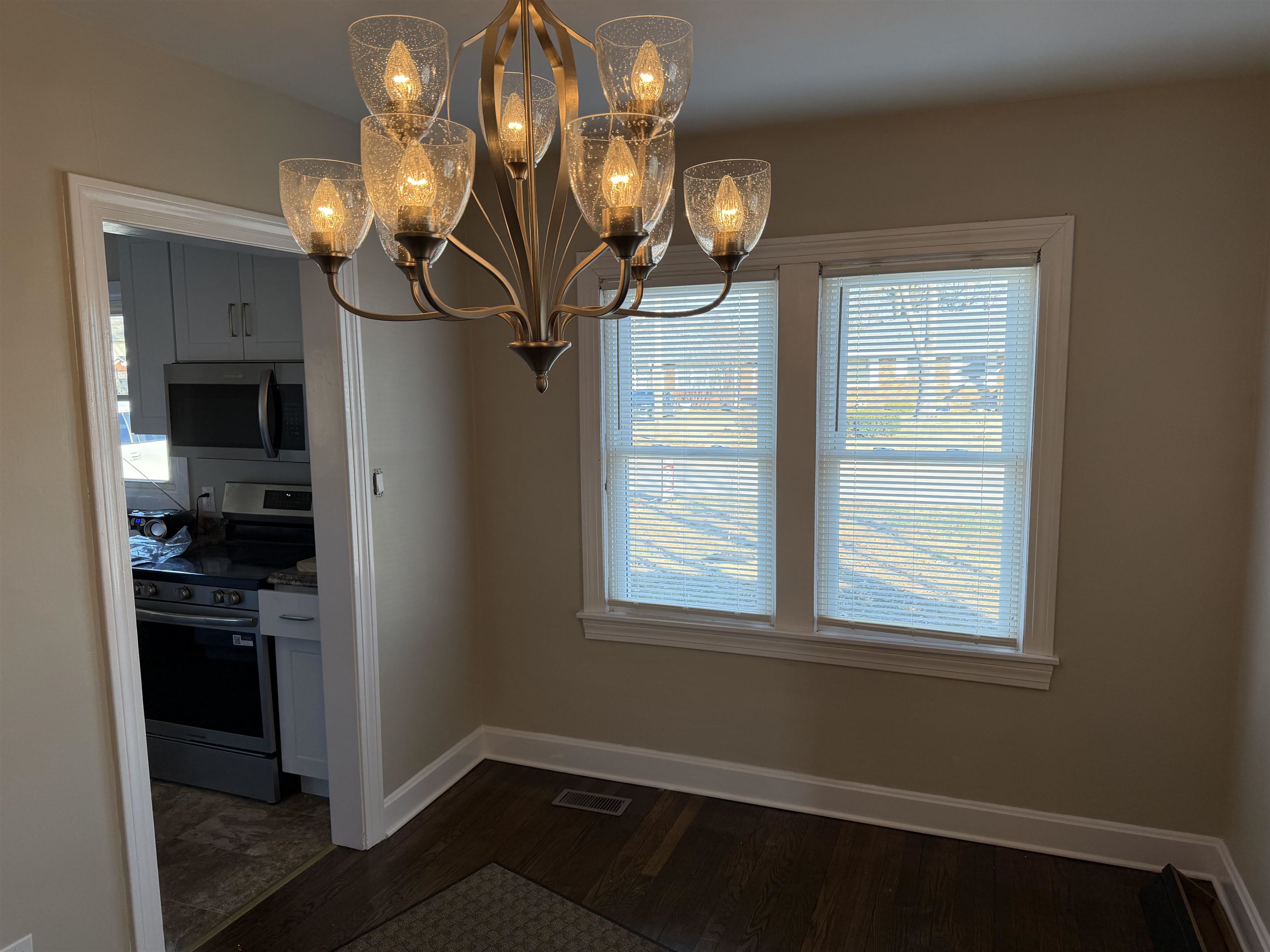 3104 St Ann Street, Owensboro, Kentucky 42303, 3 Bedrooms Bedrooms, ,1 BathroomBathrooms,Single Family Residence,For Sale,St Ann Street,93772