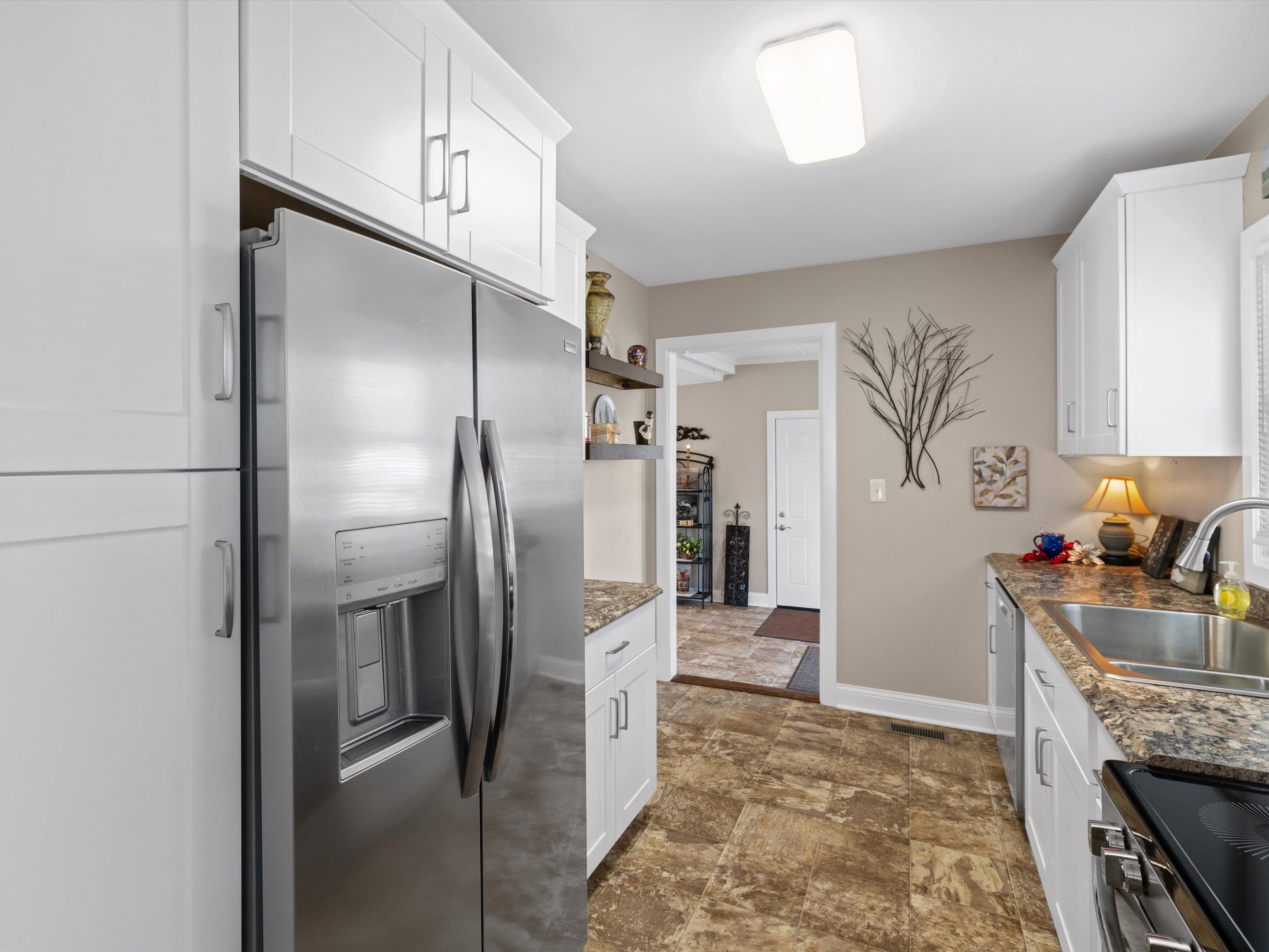 3104 St Ann Street, Owensboro, Kentucky 42303, 3 Bedrooms Bedrooms, ,1 BathroomBathrooms,Single Family Residence,For Sale,St Ann Street,93772