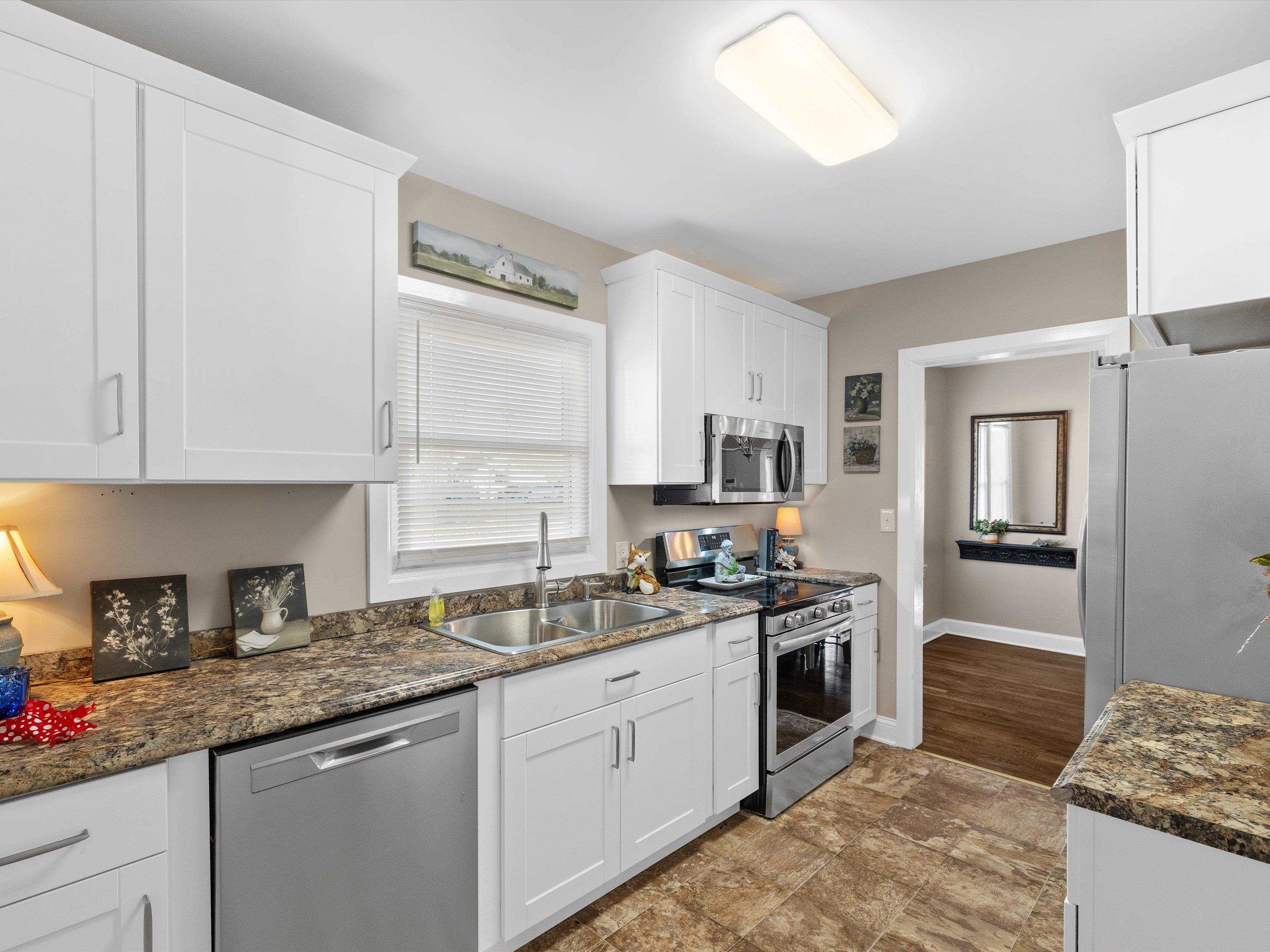 3104 St Ann Street, Owensboro, Kentucky 42303, 3 Bedrooms Bedrooms, ,1 BathroomBathrooms,Single Family Residence,For Sale,St Ann Street,93772