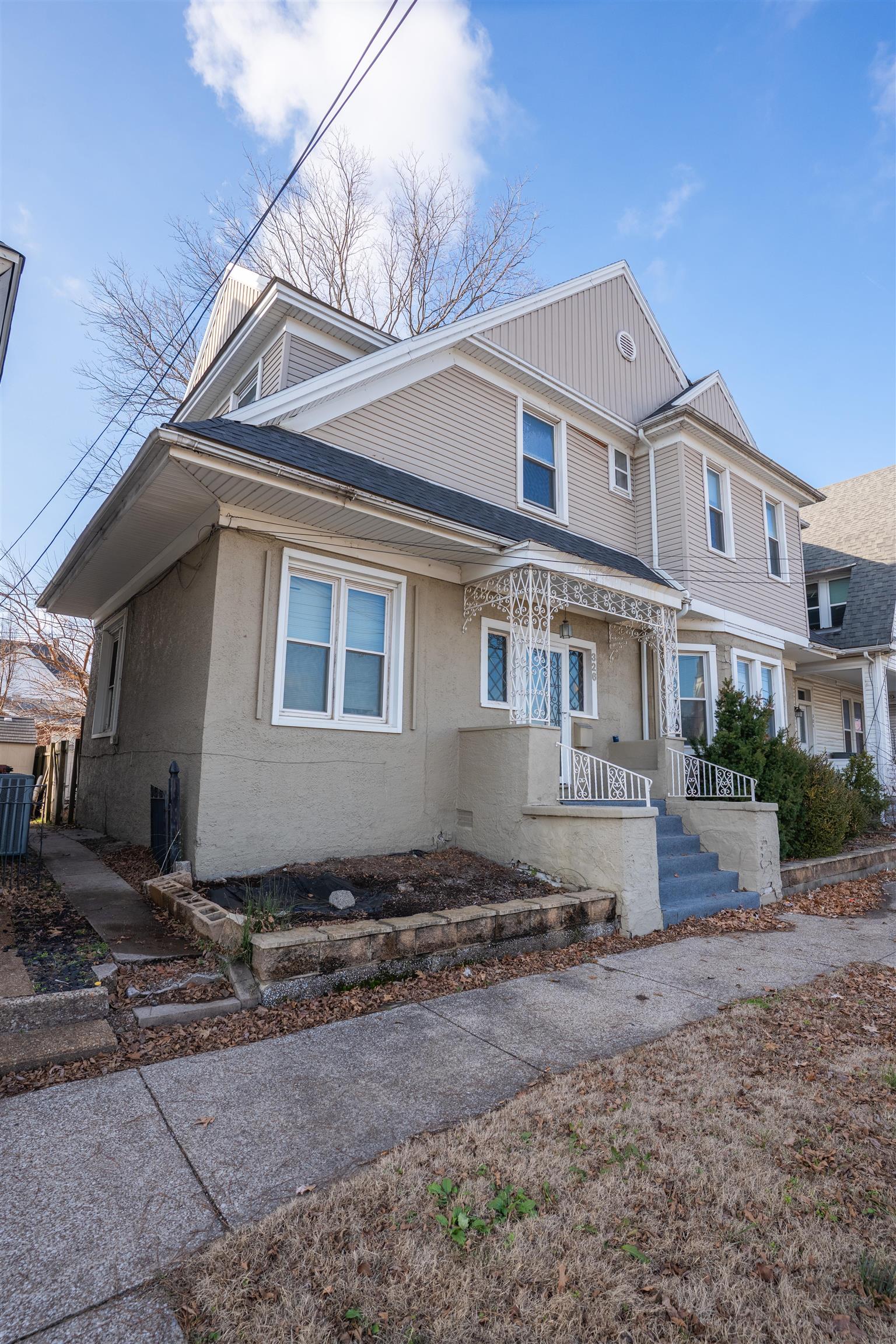 326 Clay St, Owensboro, Kentucky 42303, 4 Bedrooms Bedrooms, ,2 BathroomsBathrooms,Single Family Residence,For Sale,Clay St,93773