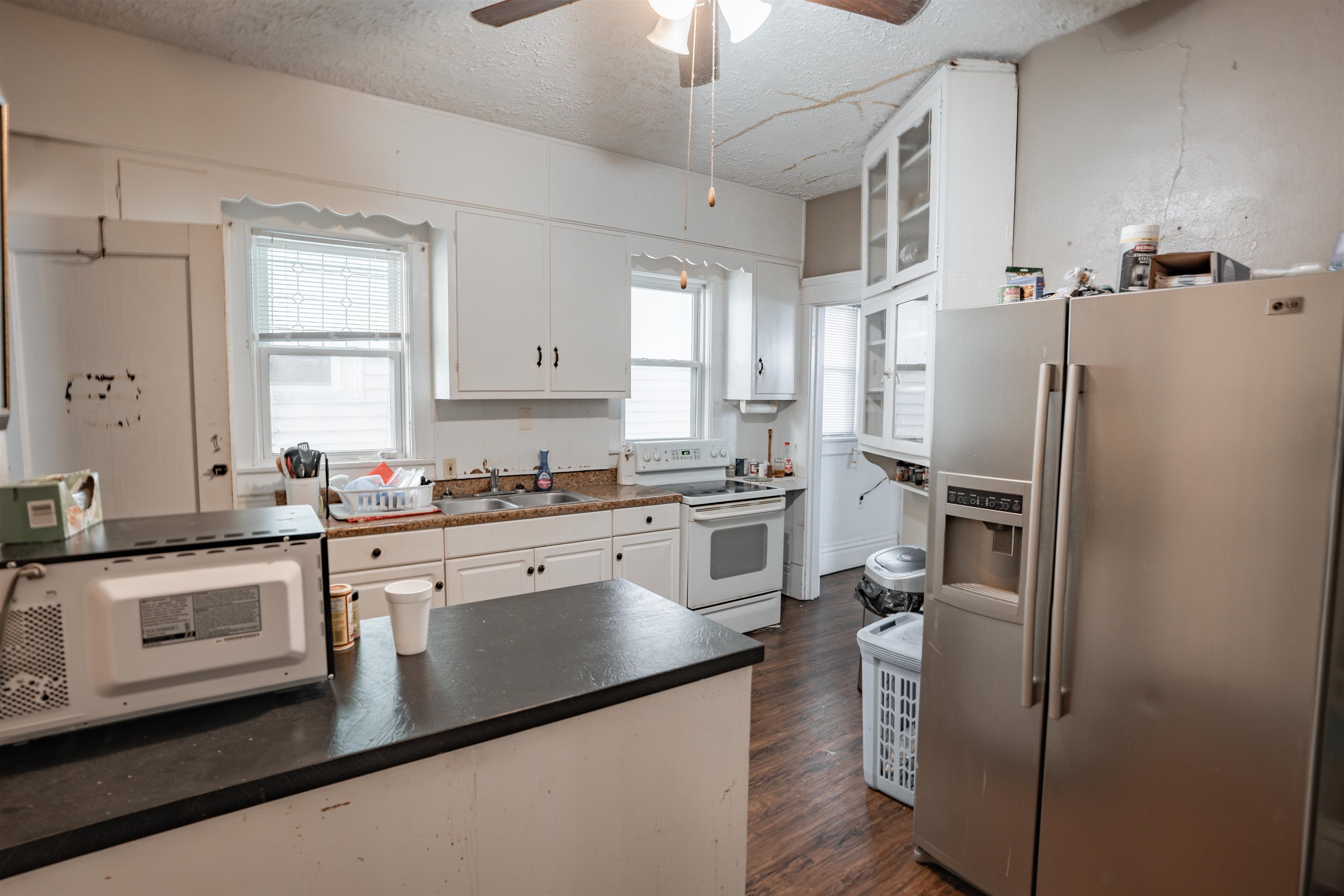 326 Clay St, Owensboro, Kentucky 42303, 4 Bedrooms Bedrooms, ,2 BathroomsBathrooms,Single Family Residence,For Sale,Clay St,93773