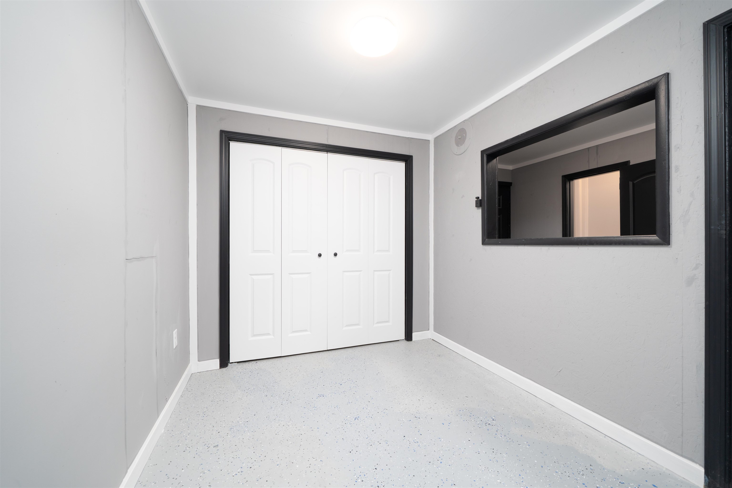 1300 15th St, Owensboro, Kentucky 42303, ,Industrial,For Sale,15th St,93784