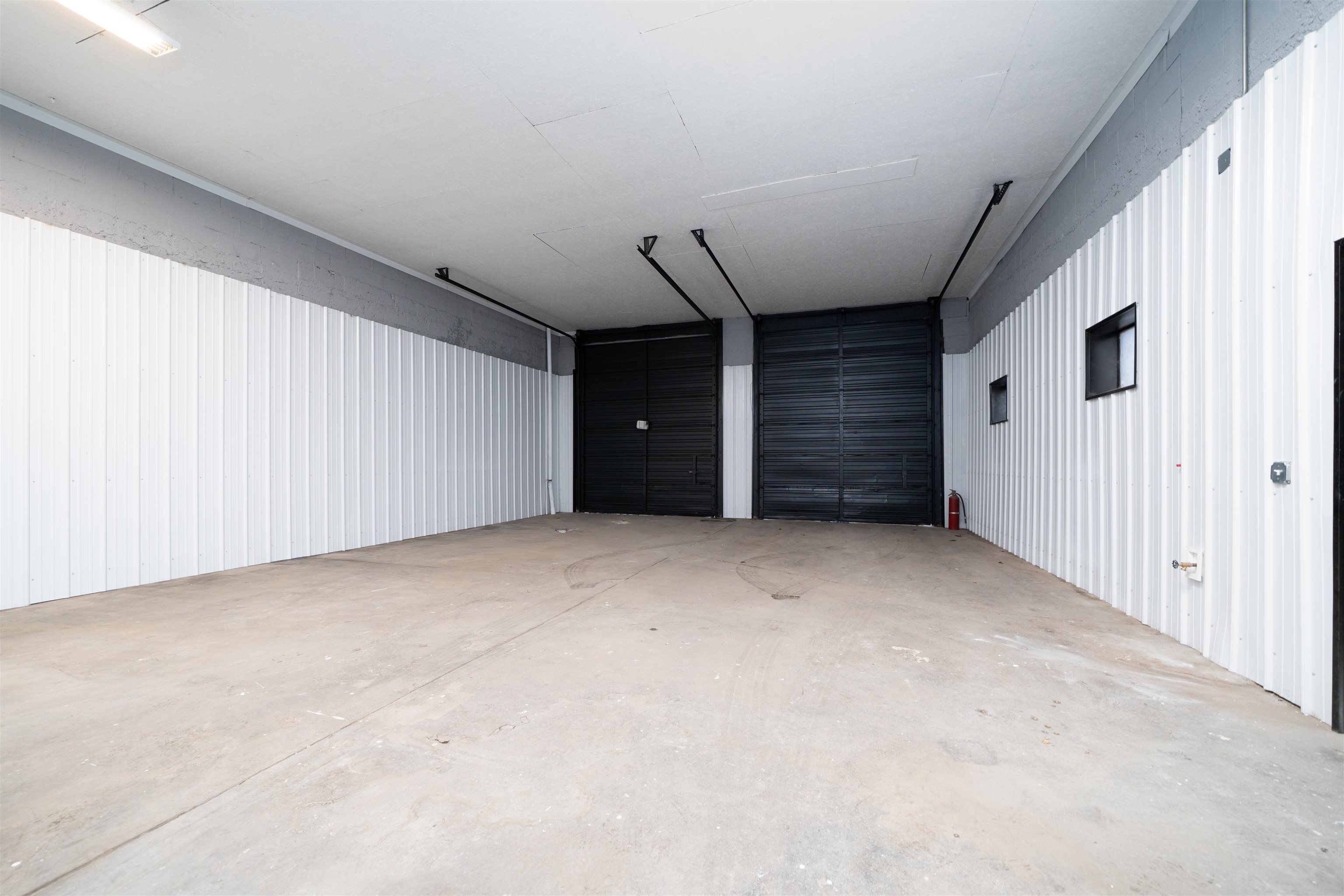 1300 15th St, Owensboro, Kentucky 42303, ,Industrial,For Sale,15th St,93784