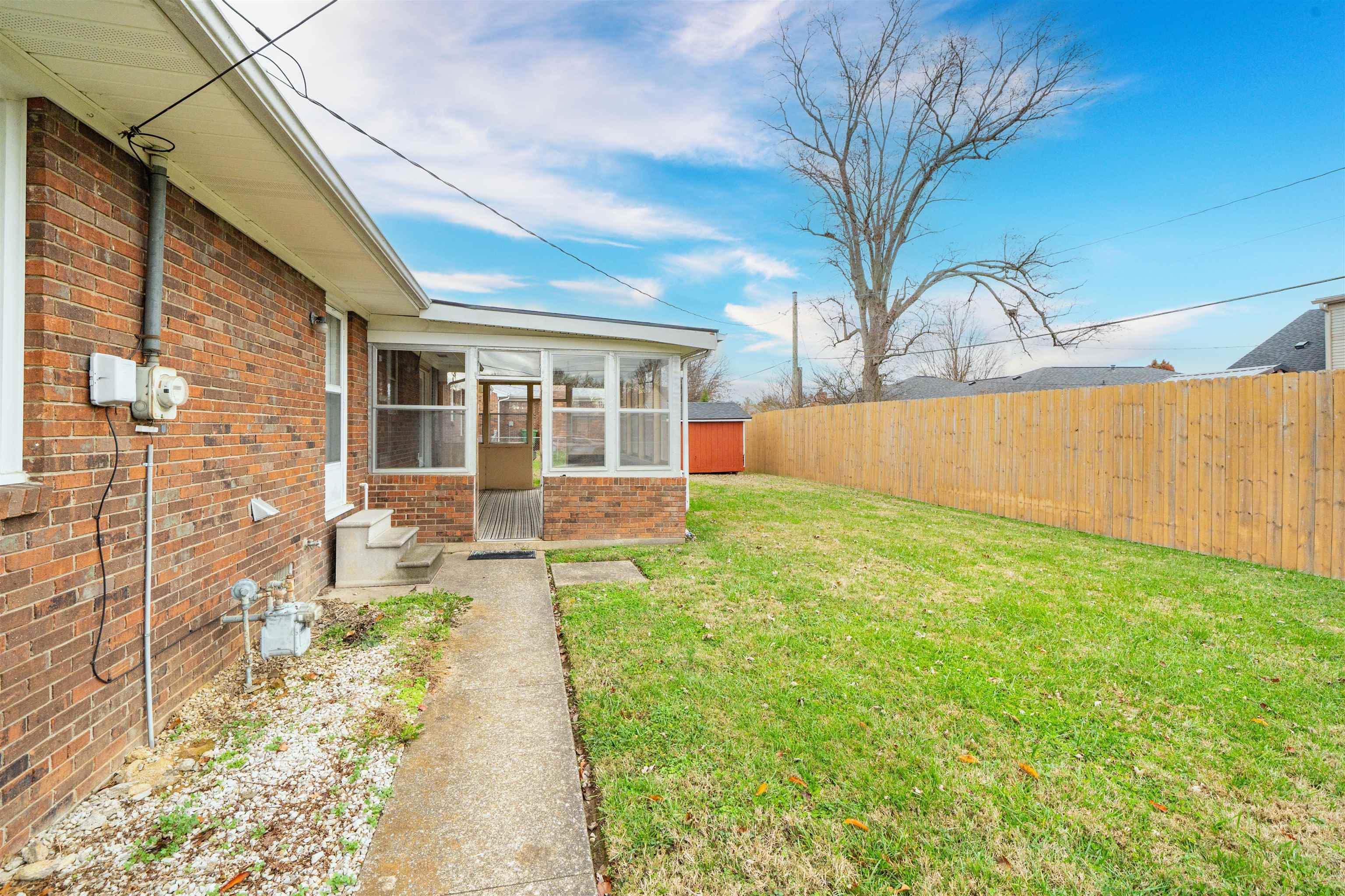 3521 Queens Way, Owensboro, Kentucky 42301, 3 Bedrooms Bedrooms, ,3 BathroomsBathrooms,Single Family Residence,For Sale,Queens Way,93794