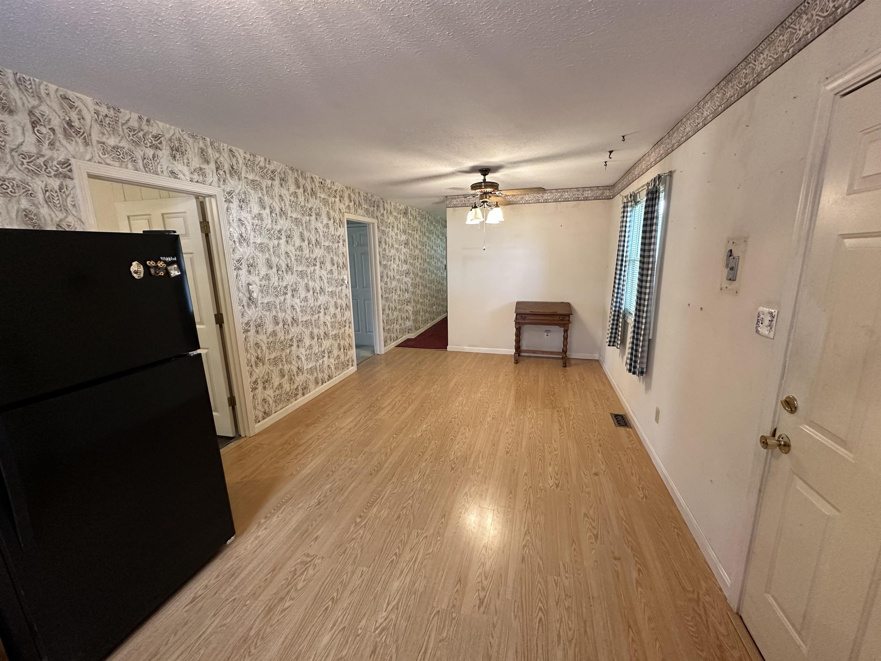 2324 Middleground Dr, Owensboro, Kentucky 42301, 4 Bedrooms Bedrooms, ,2 BathroomsBathrooms,Single Family Residence,For Sale,Middleground Dr,93797