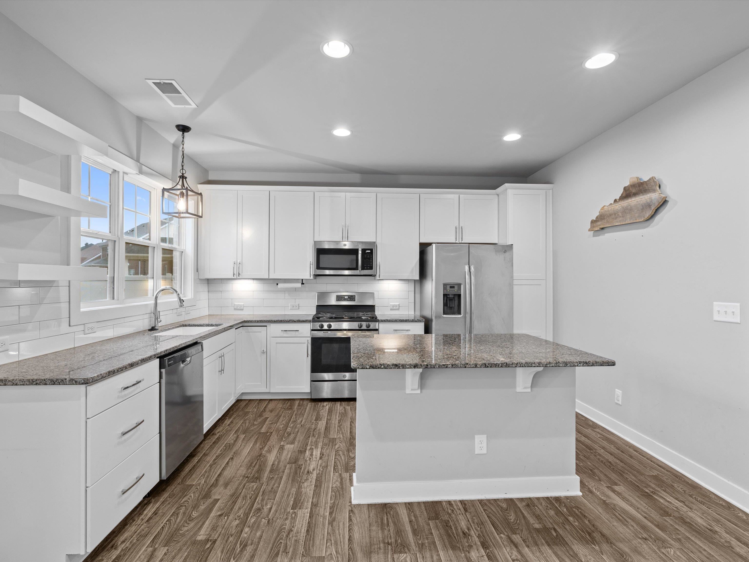 1901 Whispering Meadows Dr, Owensboro, Kentucky 42301, 4 Bedrooms Bedrooms, ,2 BathroomsBathrooms,Single Family Residence,For Sale,Whispering Meadows Dr,93799