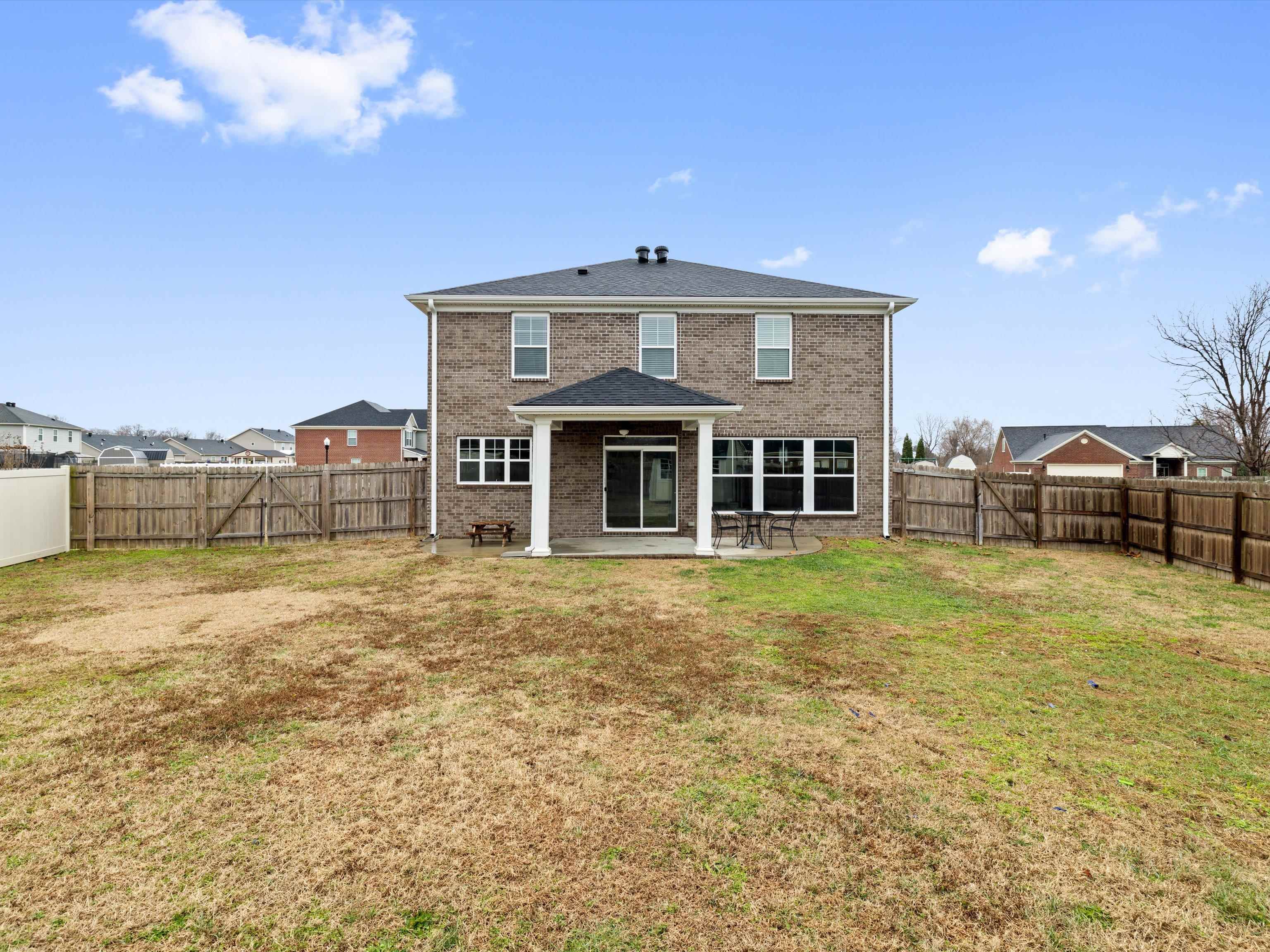 1901 Whispering Meadows Dr, Owensboro, Kentucky 42301, 4 Bedrooms Bedrooms, ,2 BathroomsBathrooms,Single Family Residence,For Sale,Whispering Meadows Dr,93799