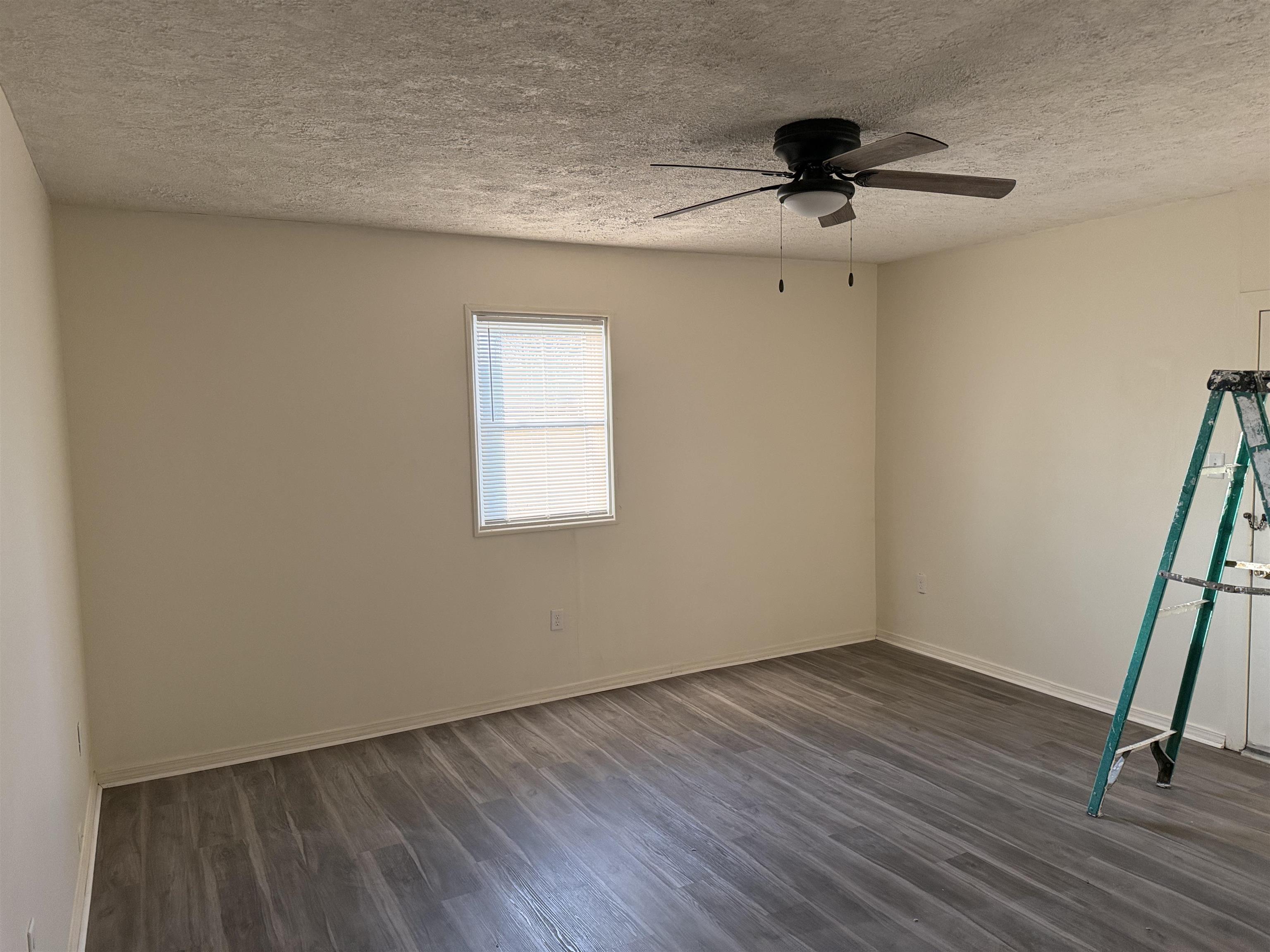 610 Dornell Street, Owensboro, Kentucky 42301, 4 Bedrooms Bedrooms, ,1 BathroomBathrooms,Single Family Residence,For Sale,Dornell Street,93804