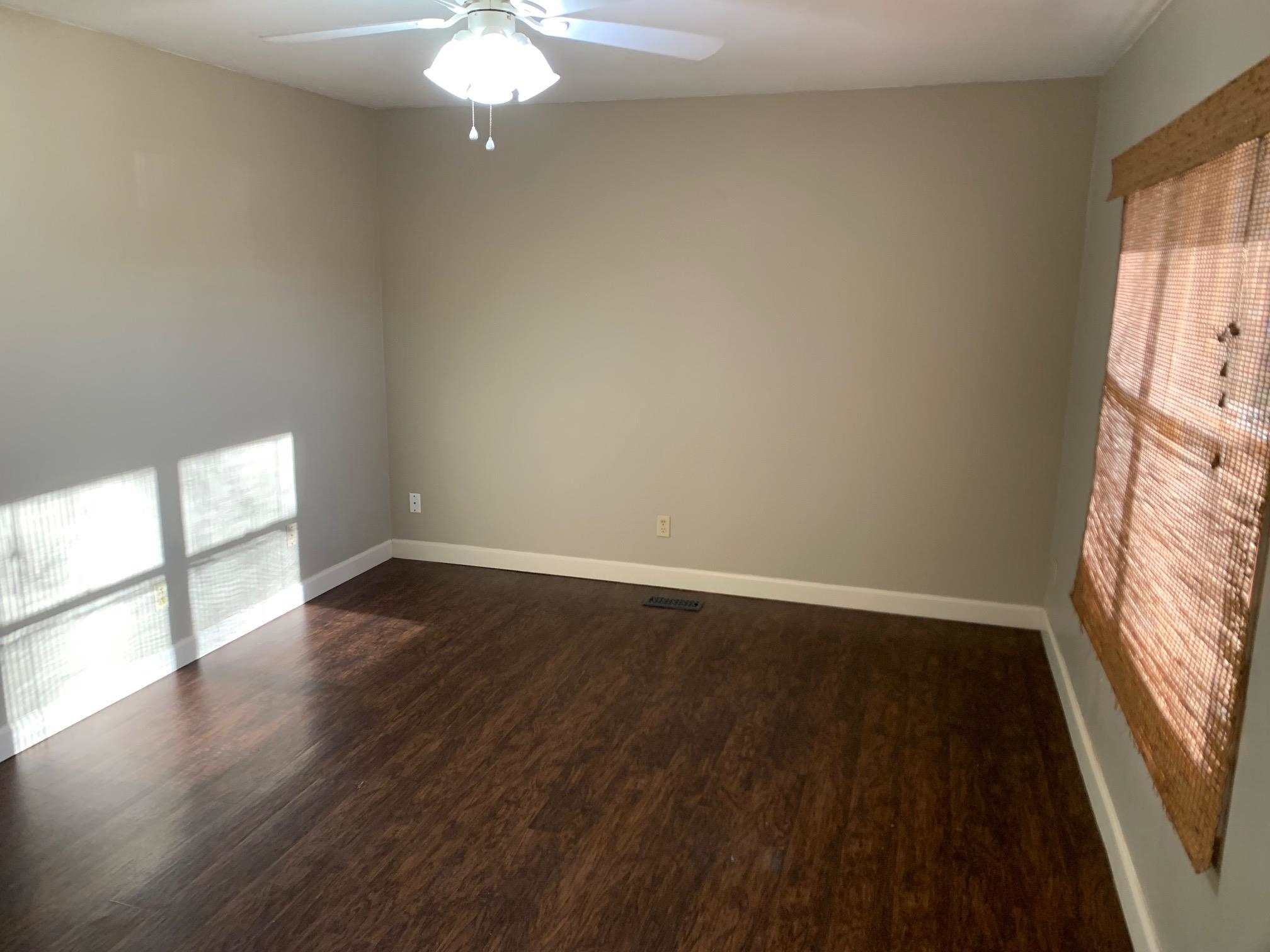 3425 Winchester Dr, Owensboro, Kentucky 42301, 3 Bedrooms Bedrooms, ,1 BathroomBathrooms,Single Family Residence,For Sale,Winchester Dr,93807