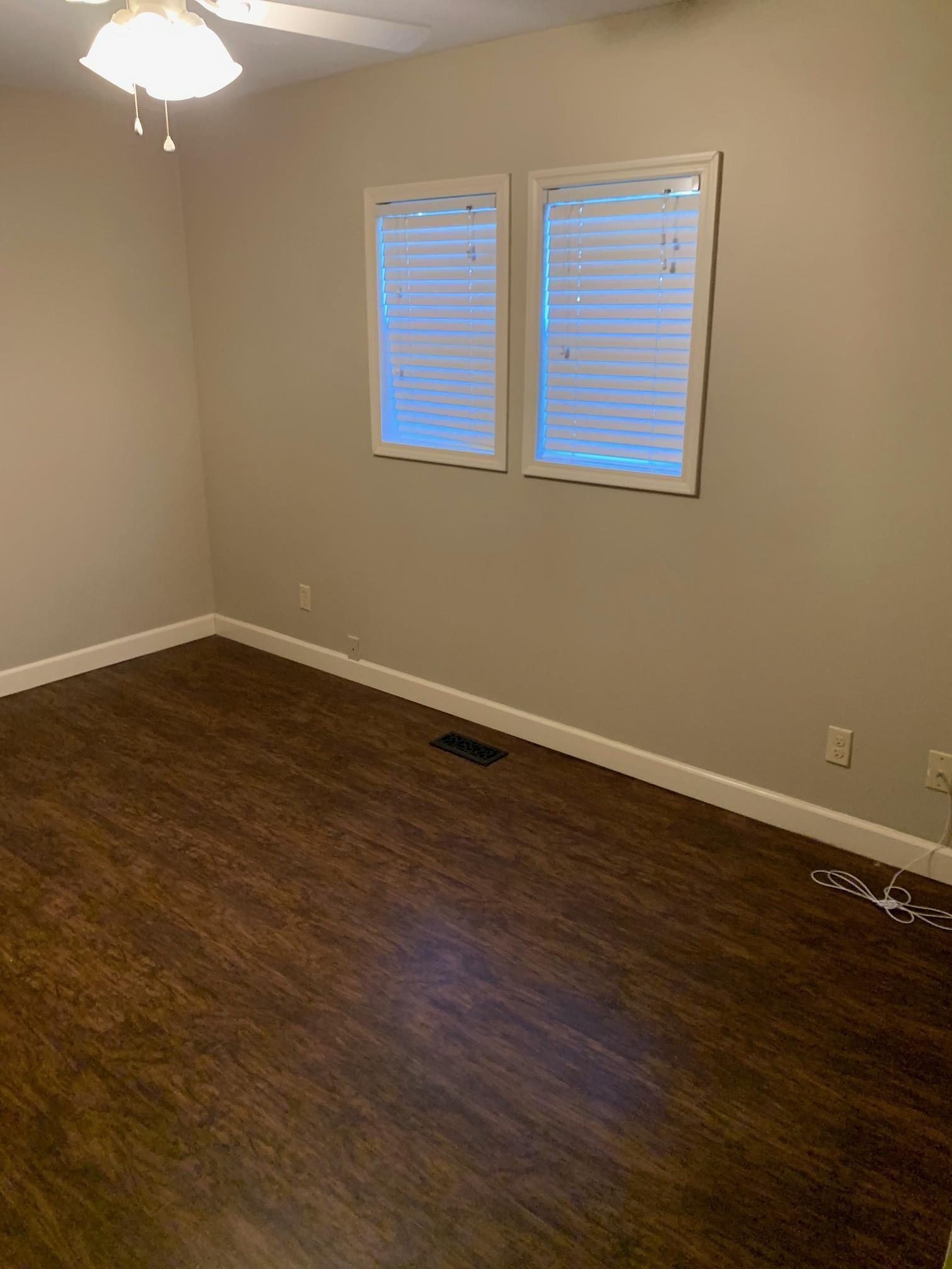 3425 Winchester Dr, Owensboro, Kentucky 42301, 3 Bedrooms Bedrooms, ,1 BathroomBathrooms,Single Family Residence,For Sale,Winchester Dr,93807