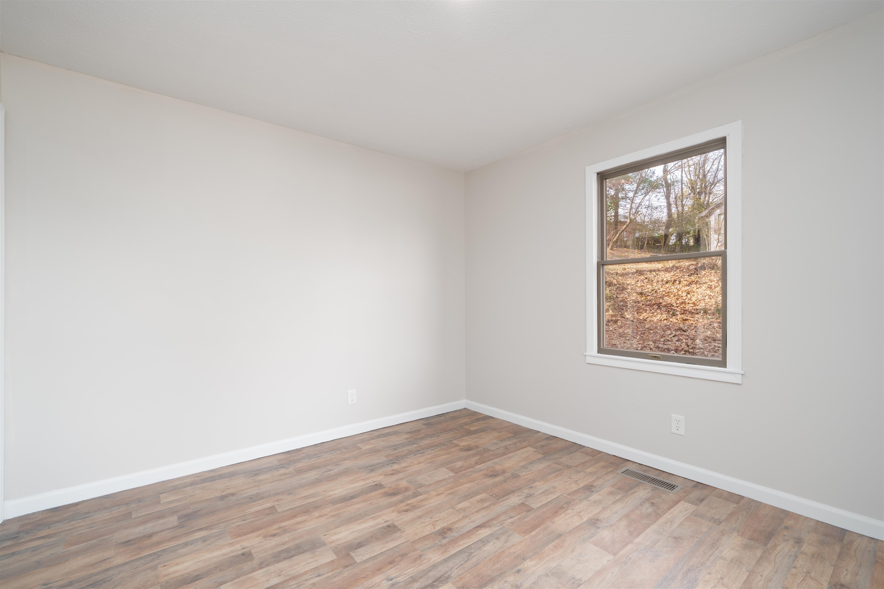 155 Woodlawn Ct, Madisonville, Kentucky 42431, 4 Bedrooms Bedrooms, ,3 BathroomsBathrooms,Single Family Residence,For Sale,Woodlawn Ct,93808