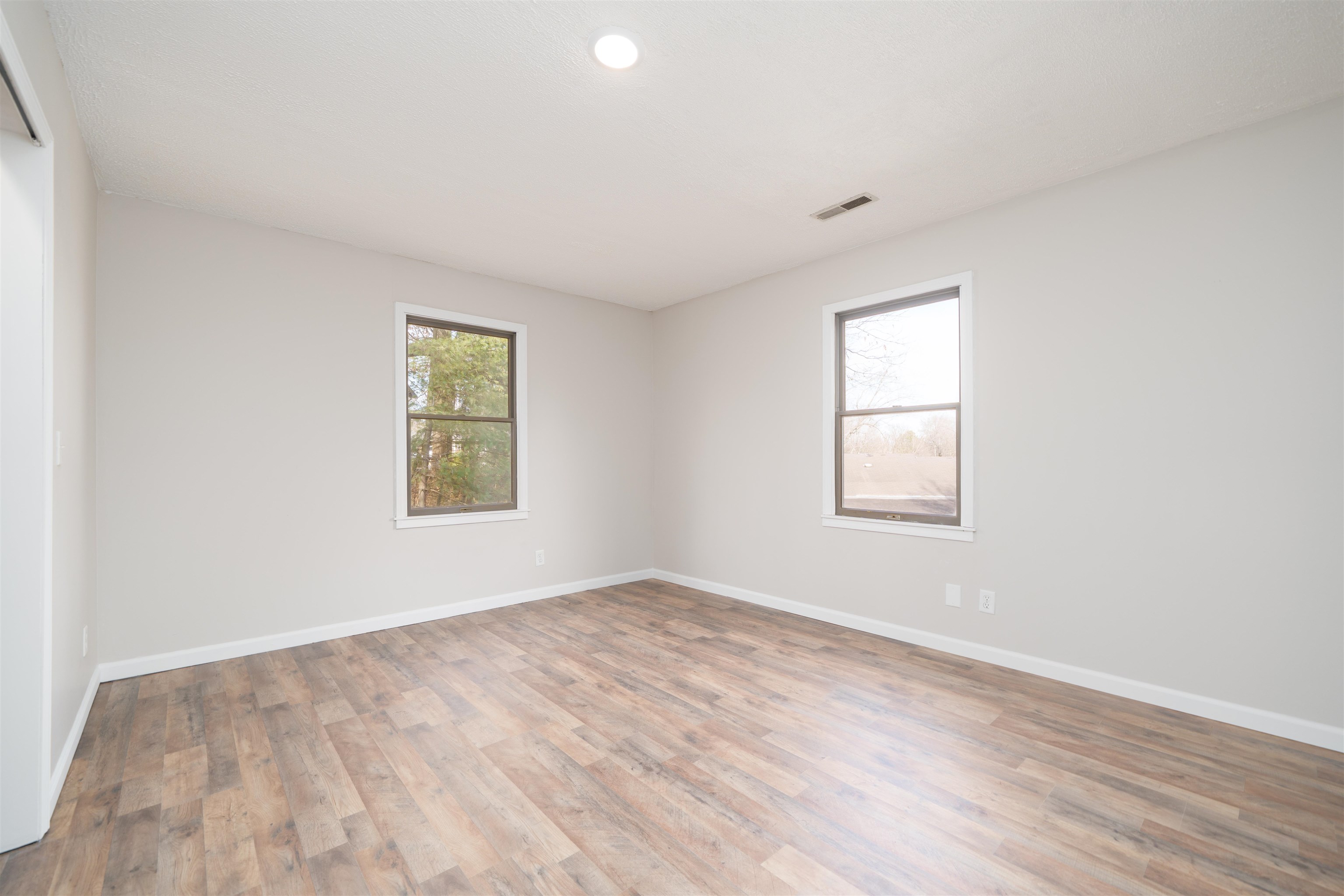 155 Woodlawn Ct, Madisonville, Kentucky 42431, 4 Bedrooms Bedrooms, ,3 BathroomsBathrooms,Single Family Residence,For Sale,Woodlawn Ct,93808