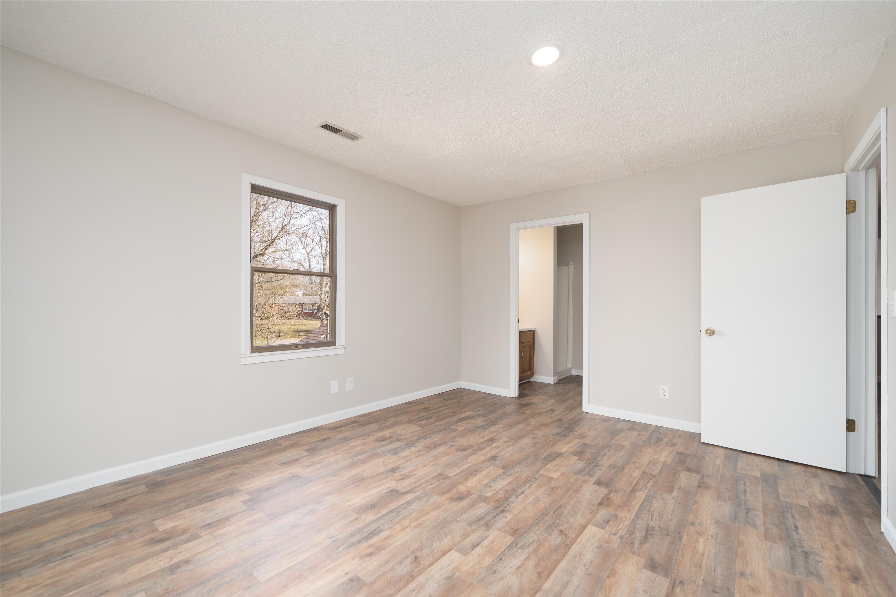 155 Woodlawn Ct, Madisonville, Kentucky 42431, 4 Bedrooms Bedrooms, ,3 BathroomsBathrooms,Single Family Residence,For Sale,Woodlawn Ct,93808