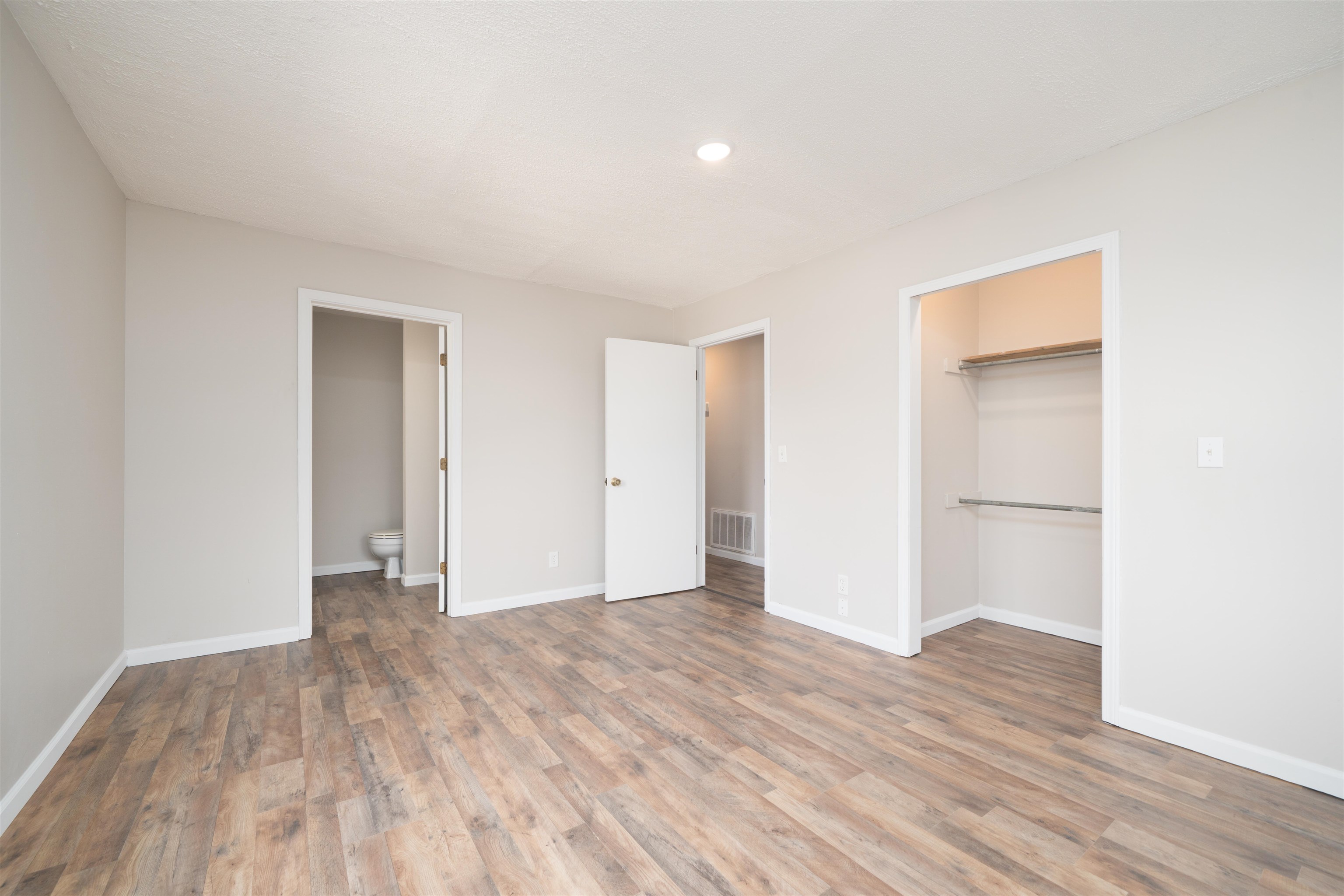 155 Woodlawn Ct, Madisonville, Kentucky 42431, 4 Bedrooms Bedrooms, ,3 BathroomsBathrooms,Single Family Residence,For Sale,Woodlawn Ct,93808