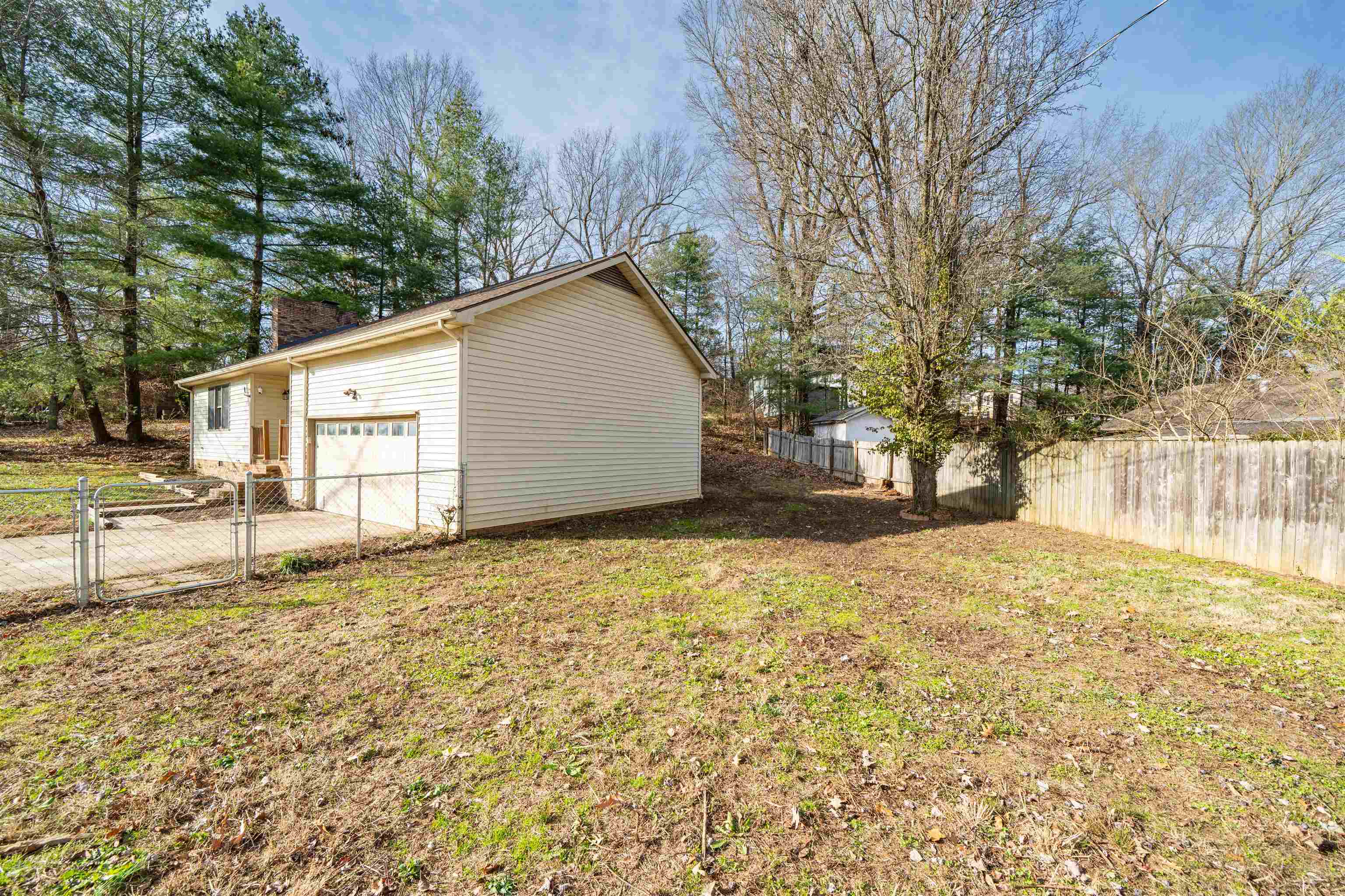 155 Woodlawn Ct, Madisonville, Kentucky 42431, 4 Bedrooms Bedrooms, ,3 BathroomsBathrooms,Single Family Residence,For Sale,Woodlawn Ct,93808