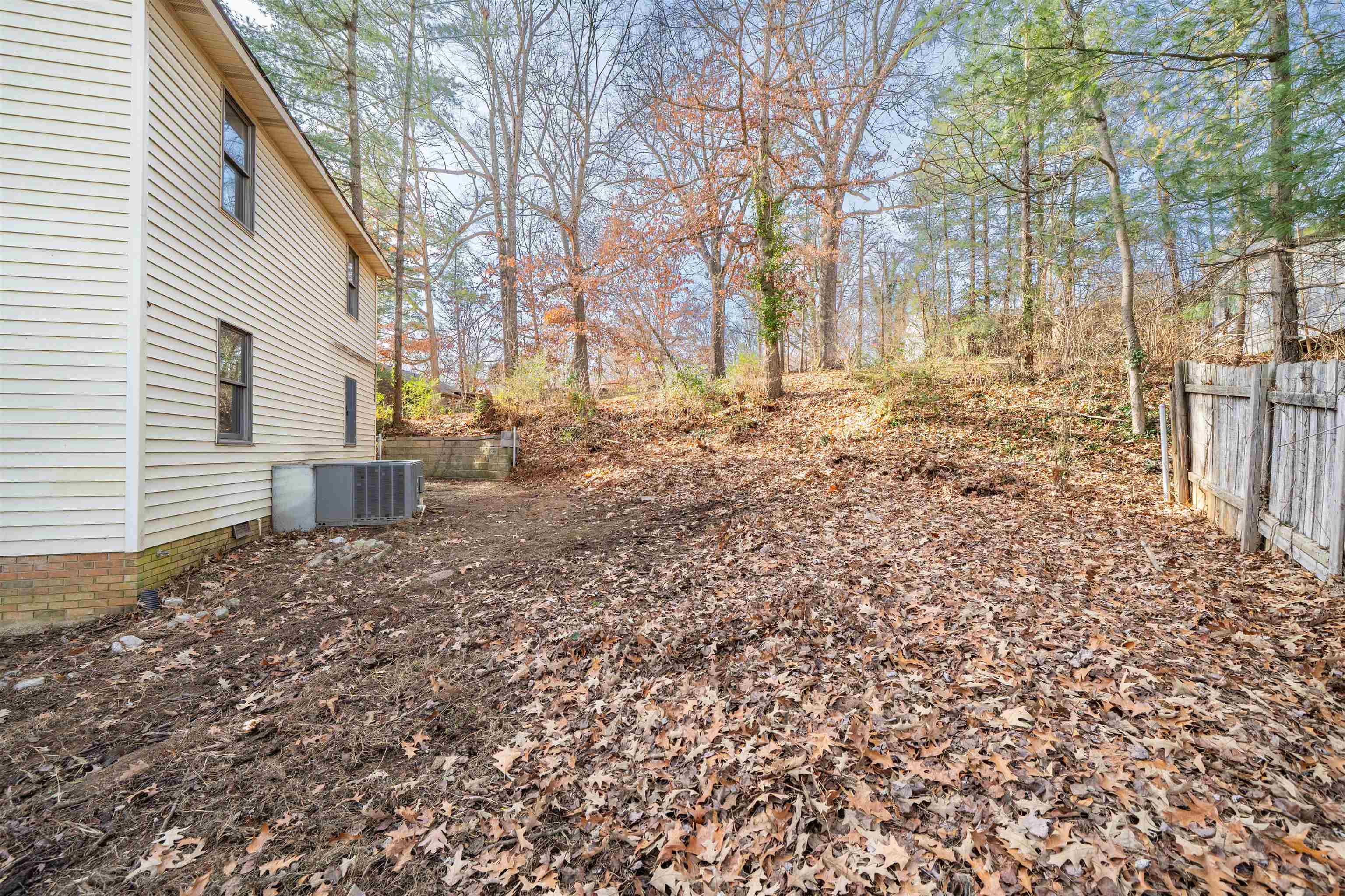 155 Woodlawn Ct, Madisonville, Kentucky 42431, 4 Bedrooms Bedrooms, ,3 BathroomsBathrooms,Single Family Residence,For Sale,Woodlawn Ct,93808