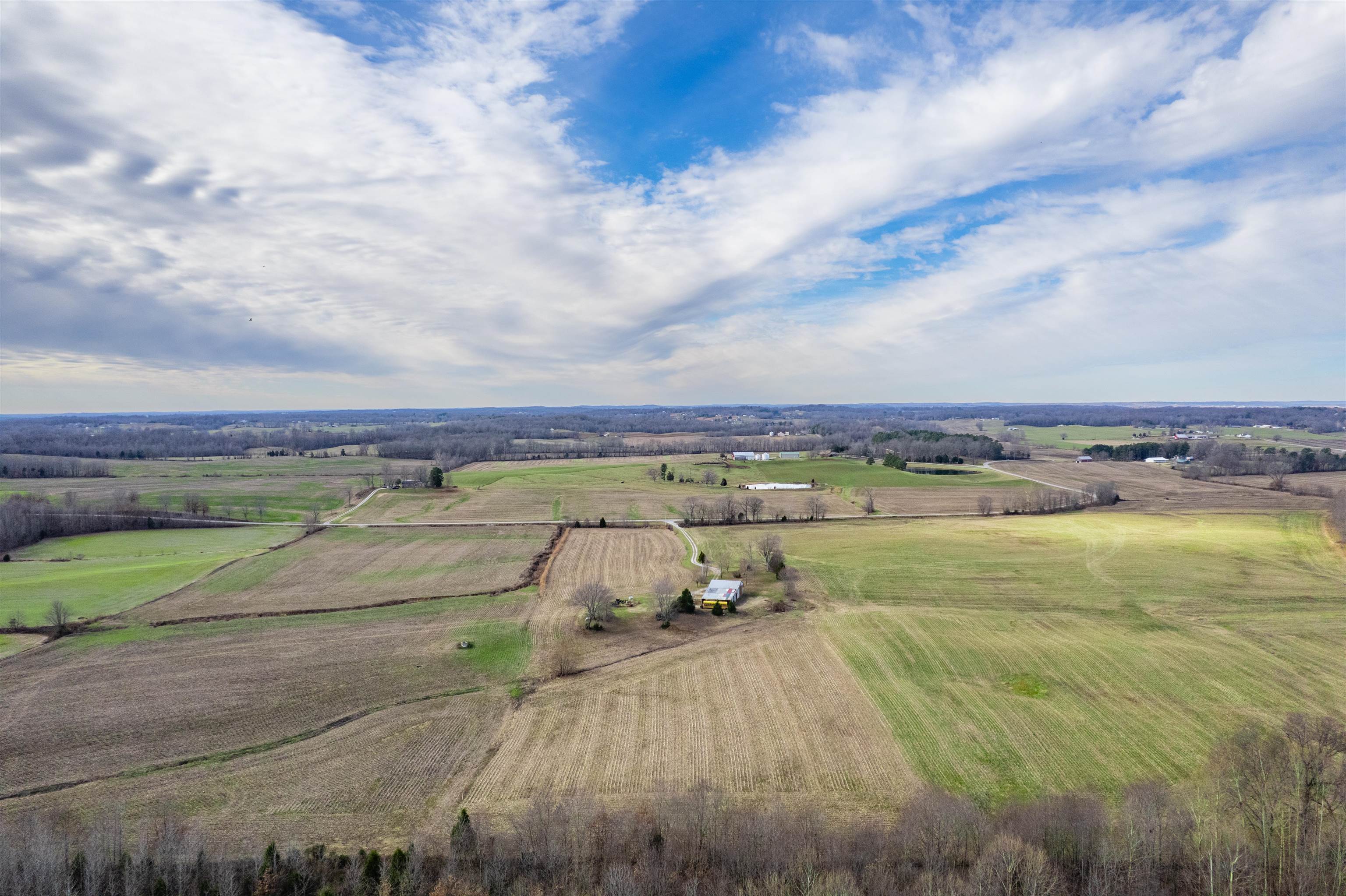 1939 Greenbriar Rd, Utica, Kentucky 42376, ,Farm,For Sale,Greenbriar Rd,93809