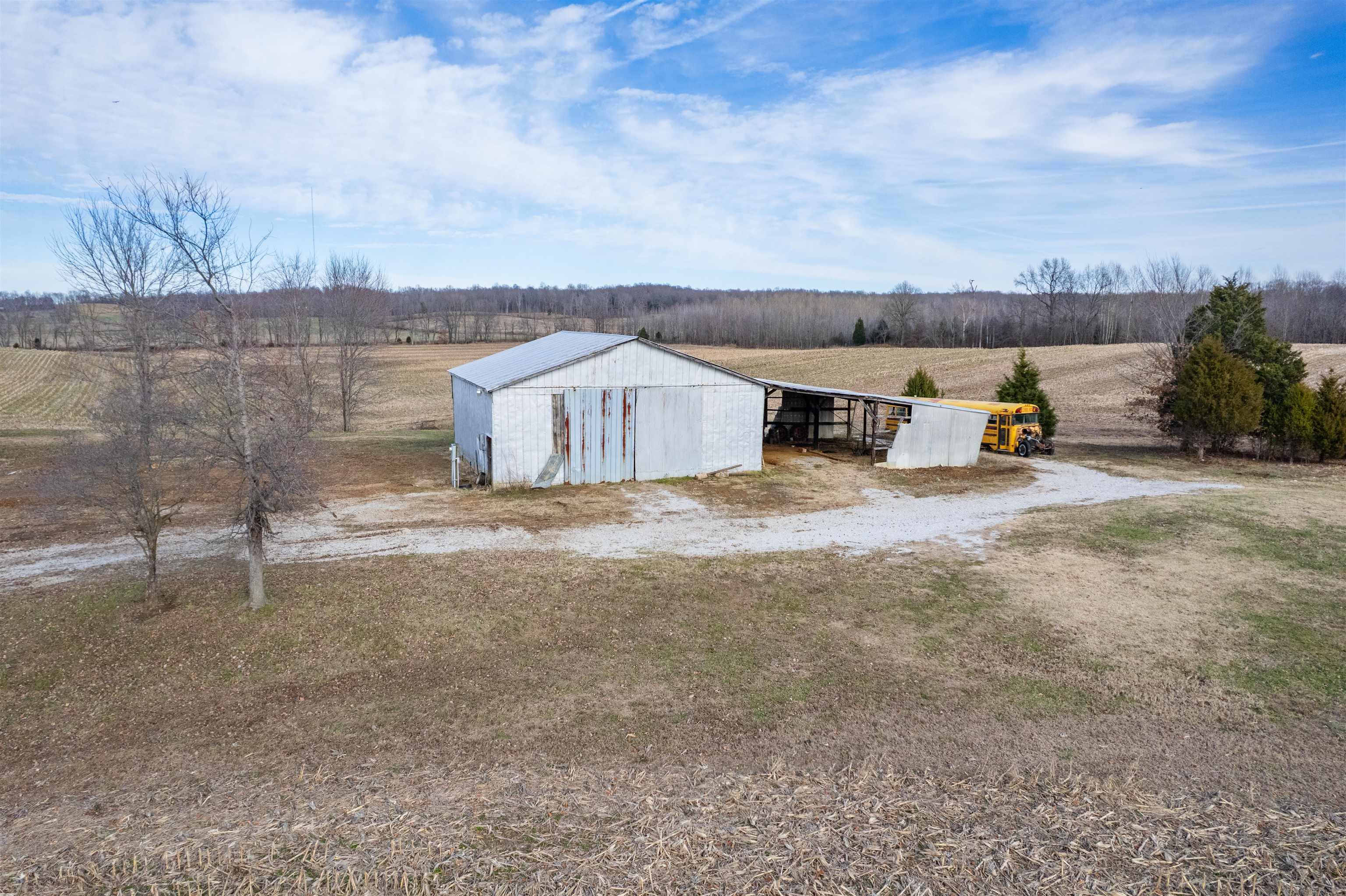 1939 Greenbriar Rd, Utica, Kentucky 42376, ,Farm,For Sale,Greenbriar Rd,93809