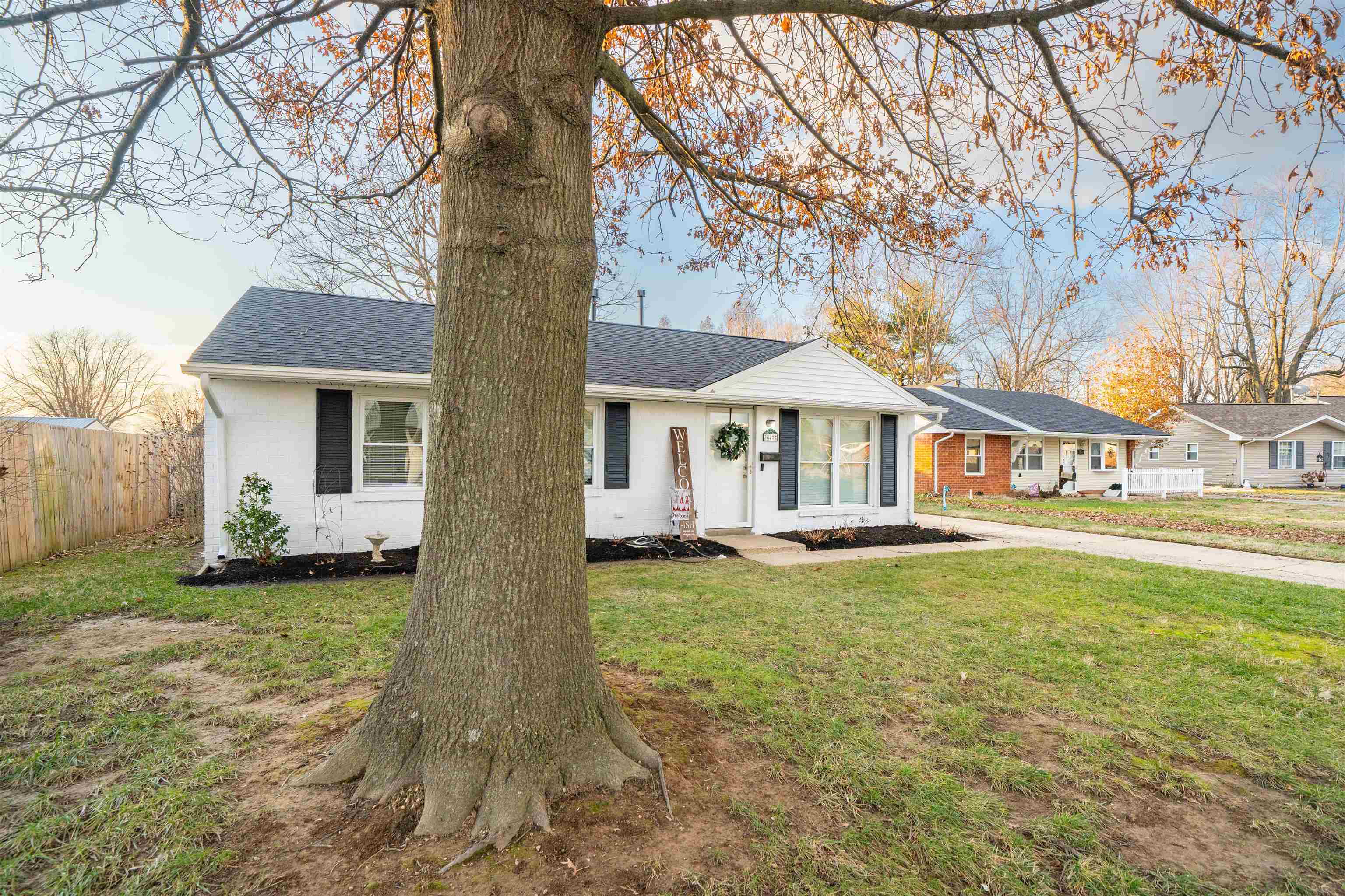 3842 Carpenter Drive, Owensboro, Kentucky 42301, 3 Bedrooms Bedrooms, ,1 BathroomBathrooms,Single Family Residence,For Sale,Carpenter Drive,93810