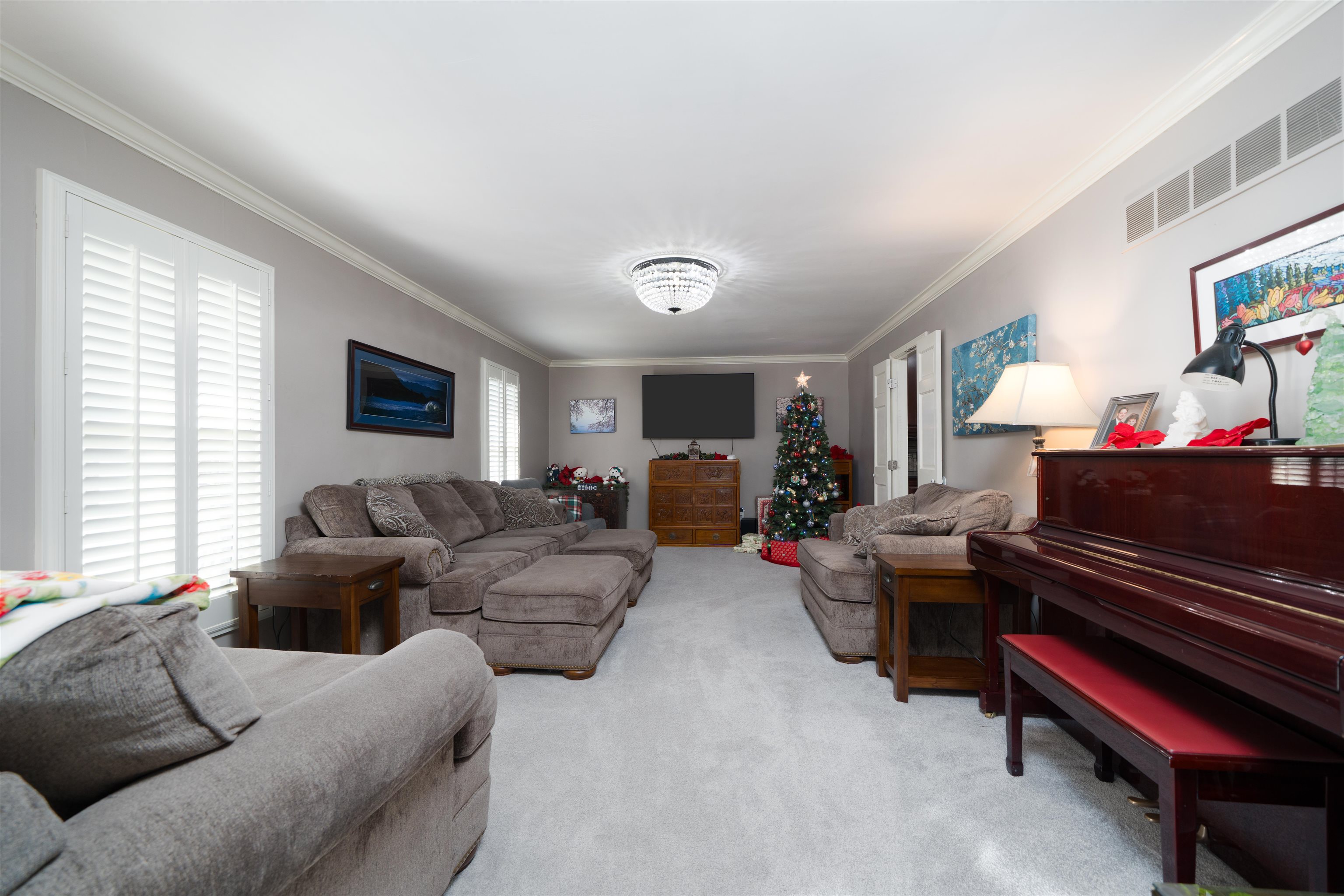 1211 Hickory Ln, Owensboro, Kentucky 42303, 3 Bedrooms Bedrooms, ,3 BathroomsBathrooms,Single Family Residence,For Sale,Hickory Ln,93811