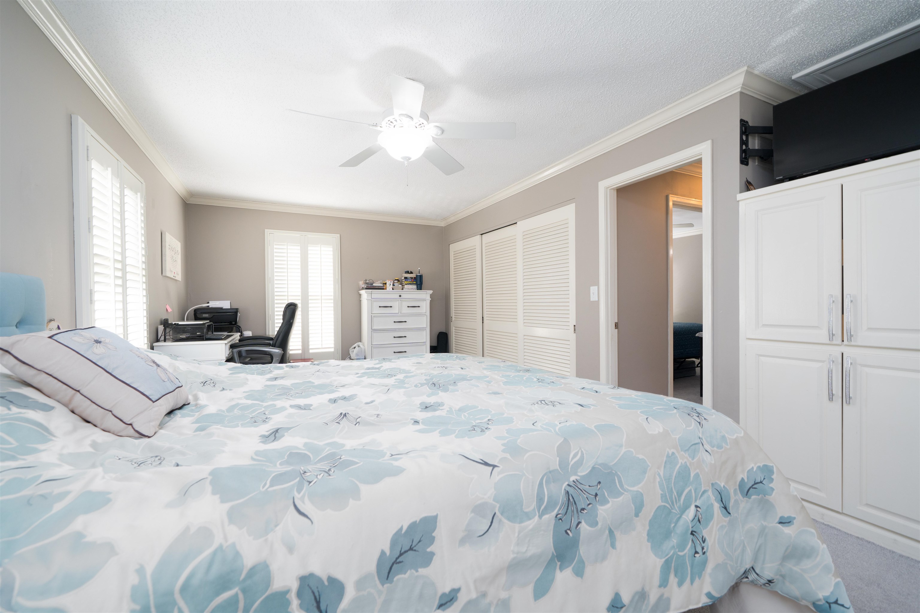 1211 Hickory Ln, Owensboro, Kentucky 42303, 4 Bedrooms Bedrooms, ,3 BathroomsBathrooms,Single Family Residence,For Sale,Hickory Ln,93811