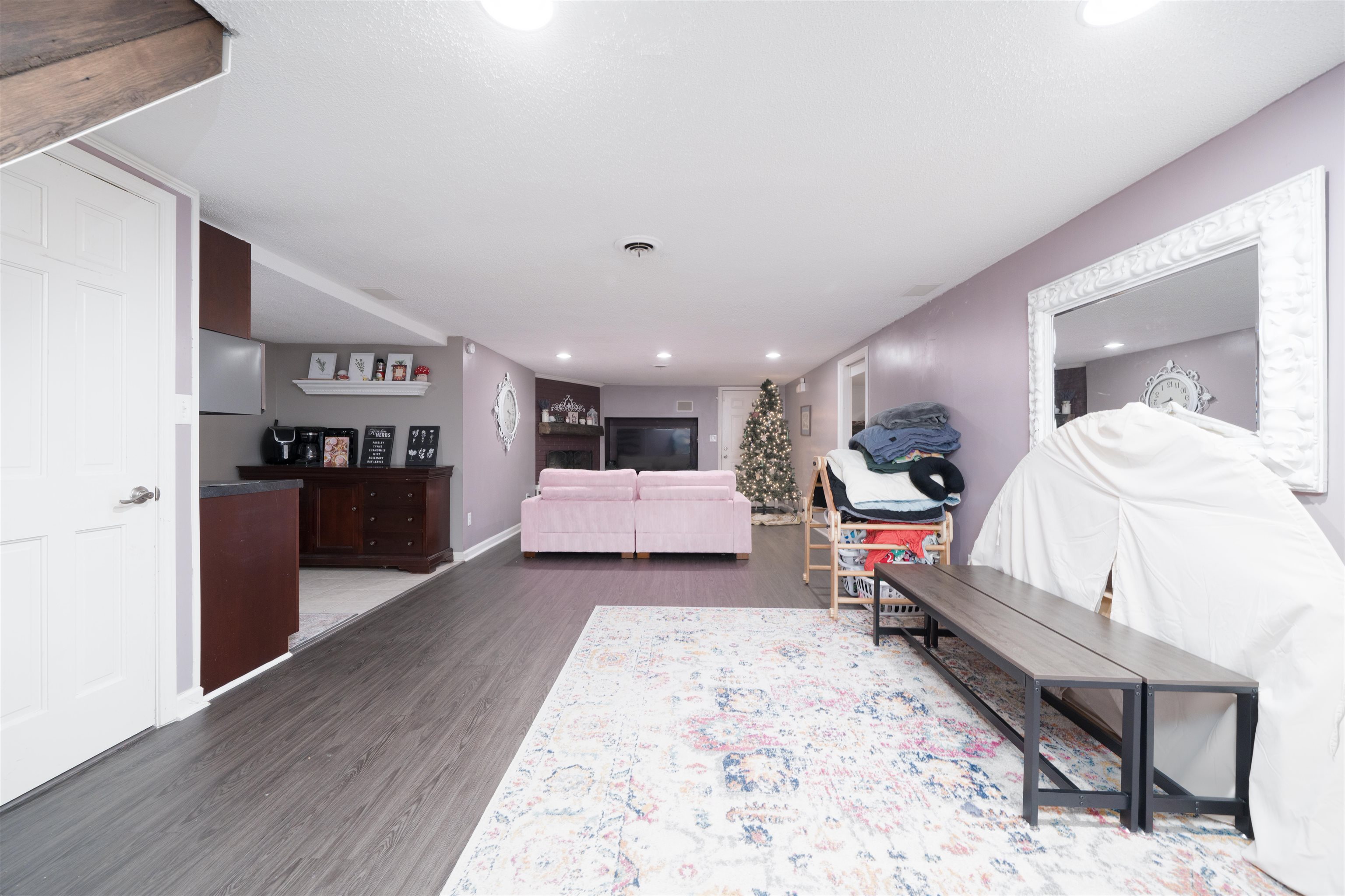 1211 Hickory Ln, Owensboro, Kentucky 42303, 4 Bedrooms Bedrooms, ,3 BathroomsBathrooms,Single Family Residence,For Sale,Hickory Ln,93811