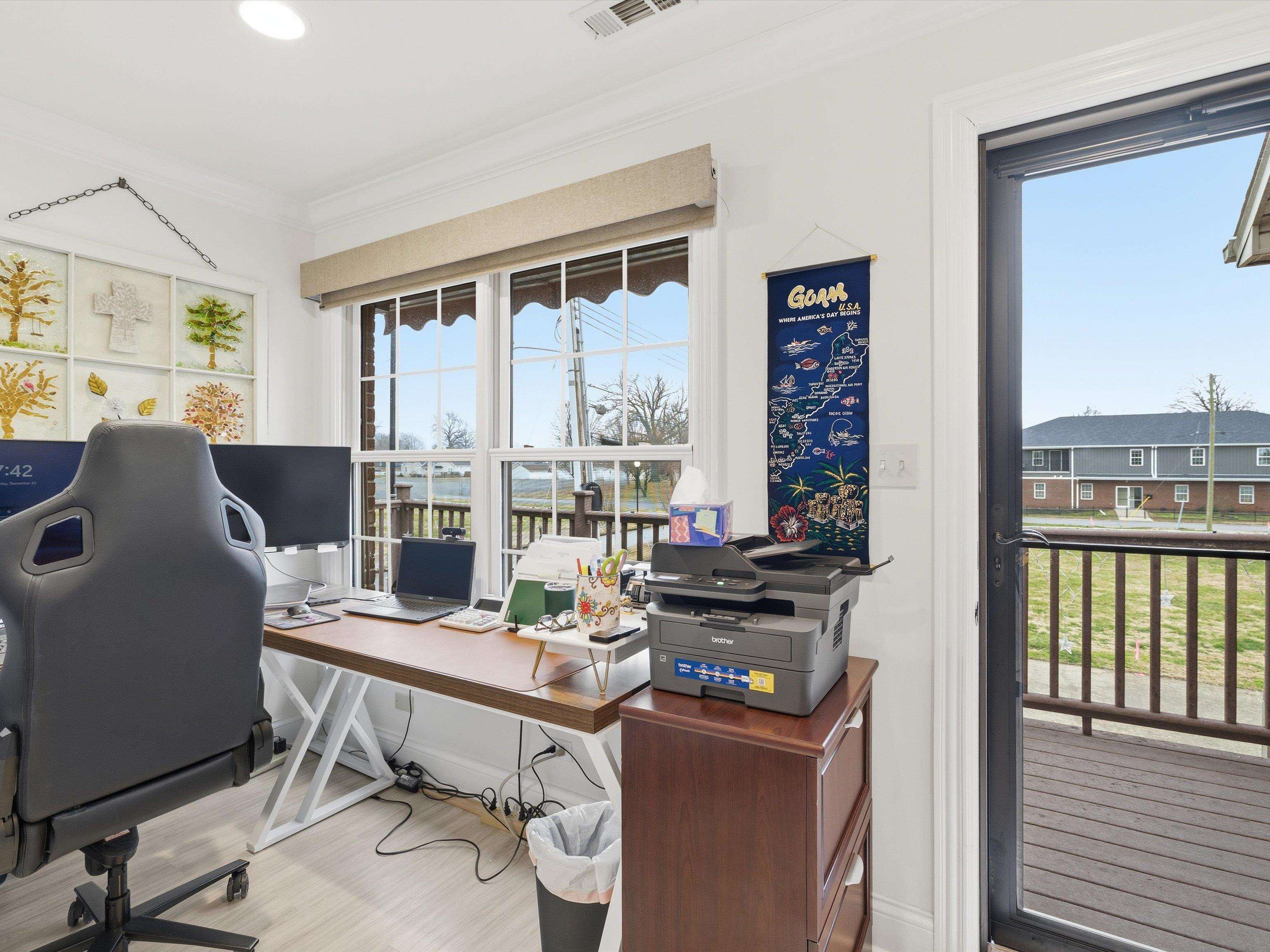 1600 Lock Avenue, Owensboro, Kentucky 42301, 2 Bedrooms Bedrooms, ,2 BathroomsBathrooms,Townhouse,For Sale,Lock Avenue,93814