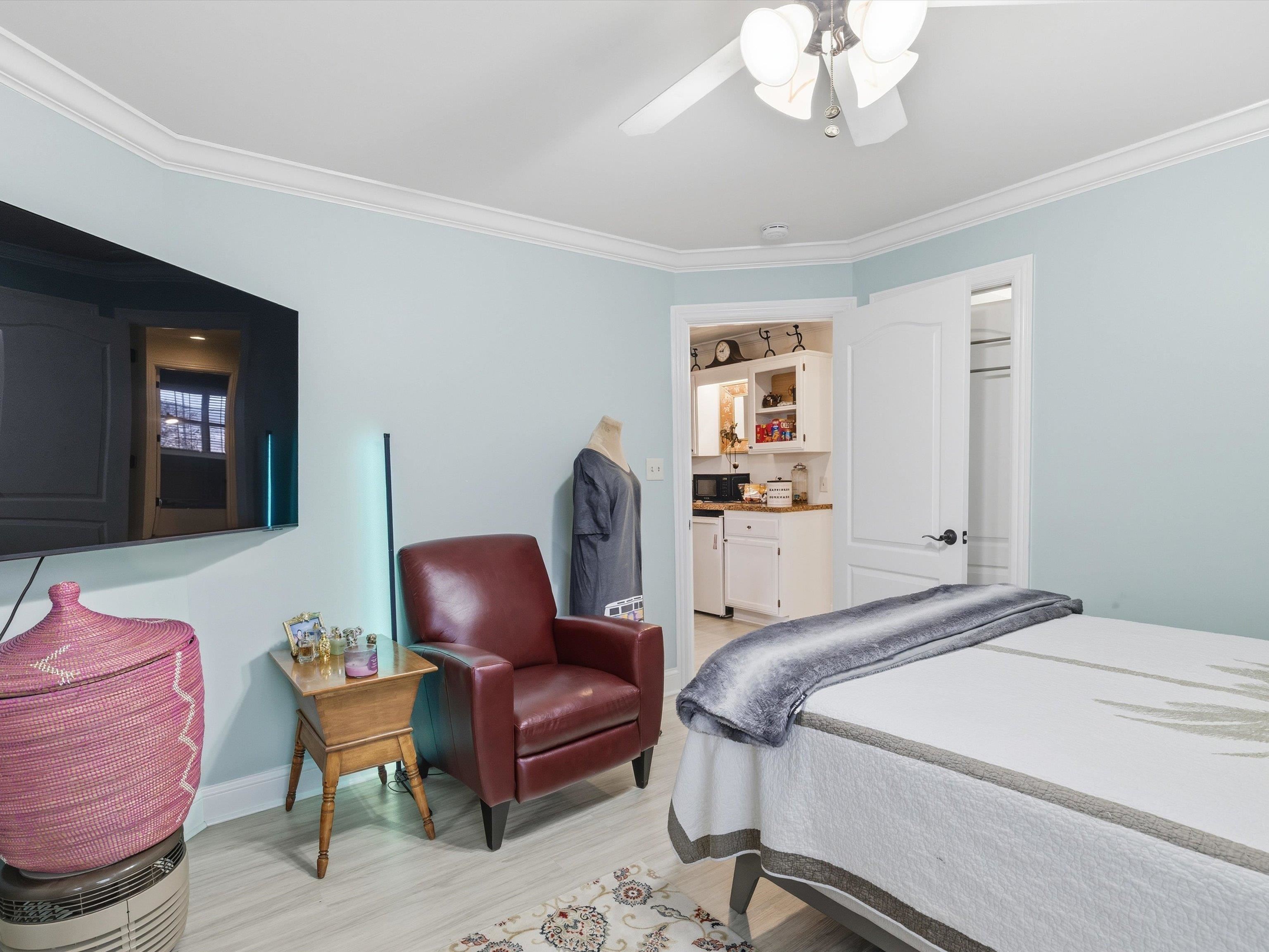 1600 Lock Avenue, Owensboro, Kentucky 42301, 2 Bedrooms Bedrooms, ,2 BathroomsBathrooms,Townhouse,For Sale,Lock Avenue,93814