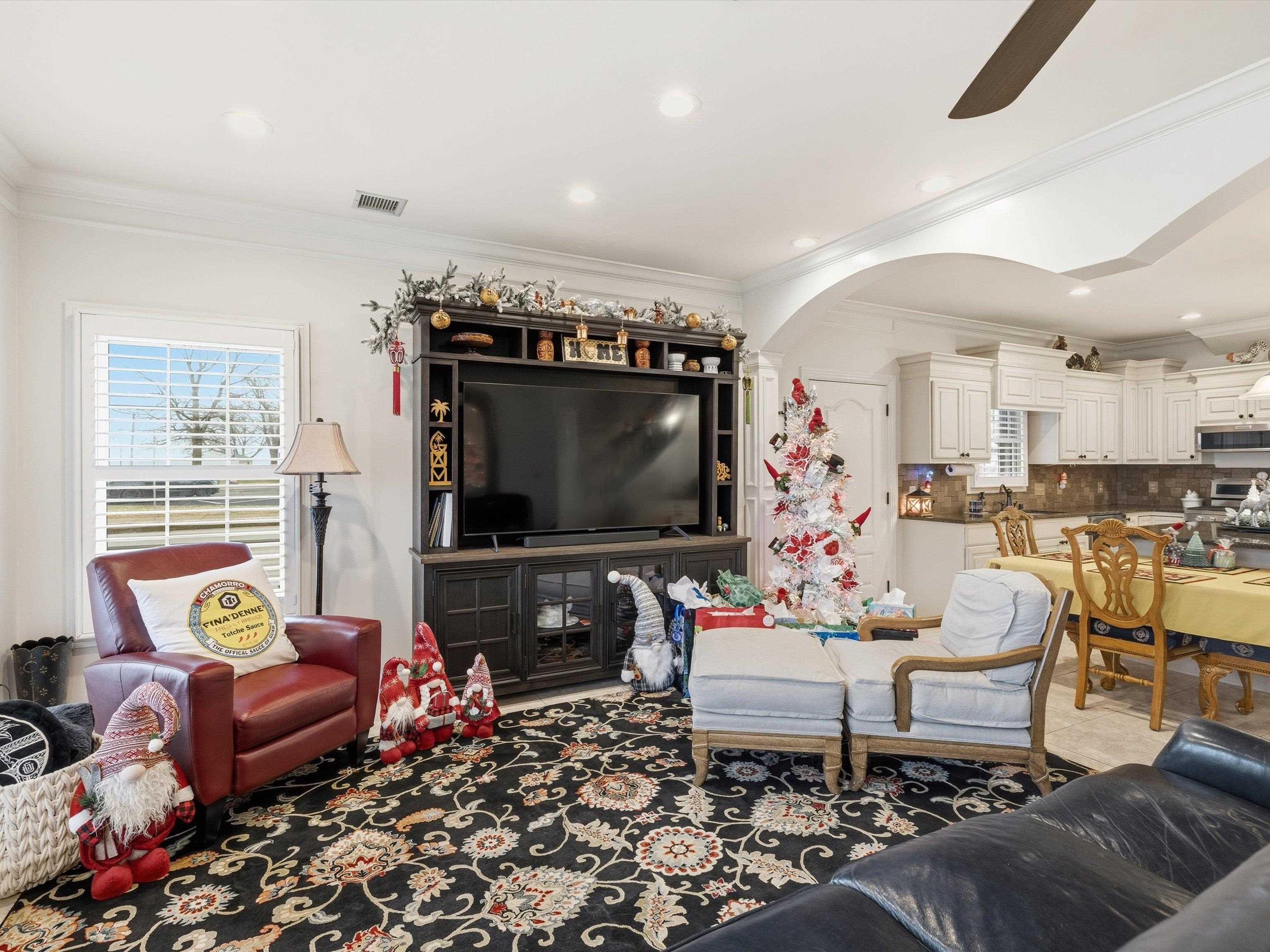 1600 Lock Avenue, Owensboro, Kentucky 42301, 2 Bedrooms Bedrooms, ,2 BathroomsBathrooms,Townhouse,For Sale,Lock Avenue,93814