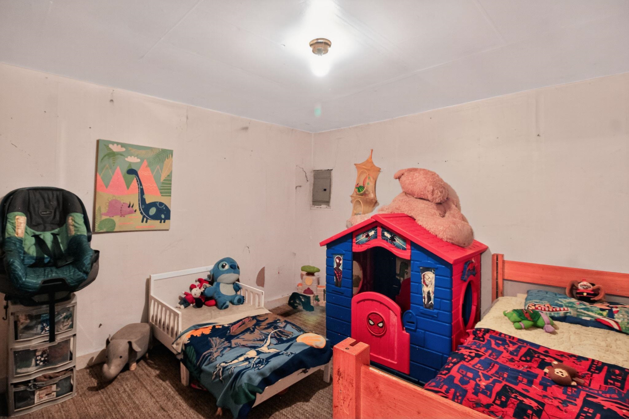 340 Dempsey St., Madisonville, Kentucky 42431, 4 Bedrooms Bedrooms, ,1 BathroomBathrooms,Single Family Residence,For Sale,Dempsey St.,93815