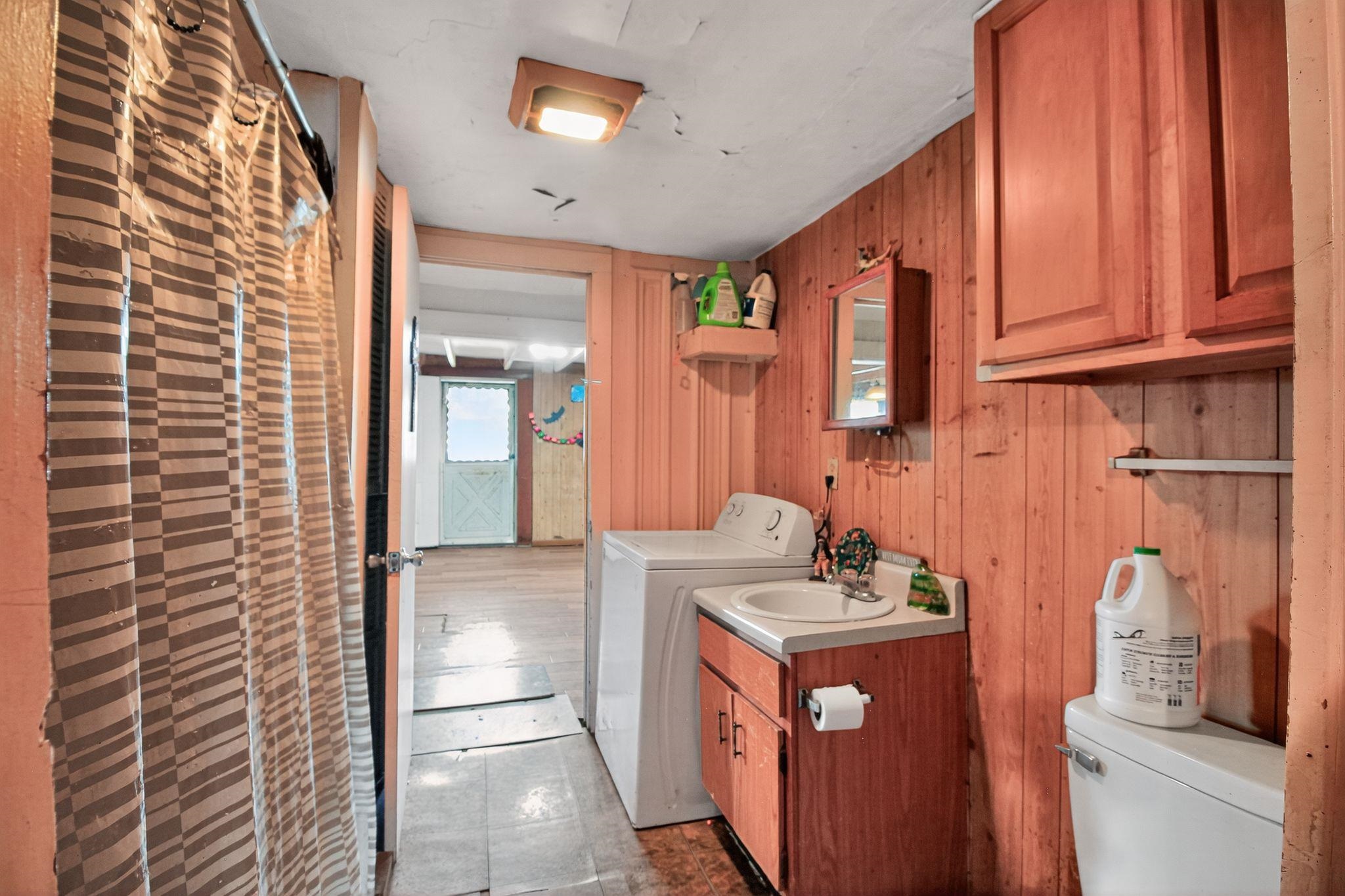 340 Dempsey St., Madisonville, Kentucky 42431, 4 Bedrooms Bedrooms, ,1 BathroomBathrooms,Single Family Residence,For Sale,Dempsey St.,93815