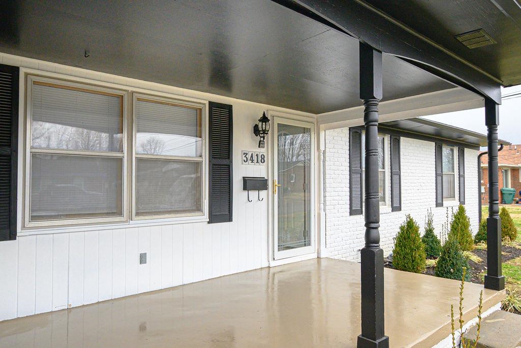 3418 Queens Way, Owensboro, Kentucky 42301, 3 Bedrooms Bedrooms, ,2 BathroomsBathrooms,Single Family Residence,For Sale,Queens Way,93820