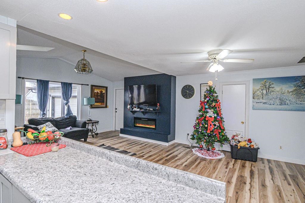 3418 Queens Way, Owensboro, Kentucky 42301, 3 Bedrooms Bedrooms, ,2 BathroomsBathrooms,Single Family Residence,For Sale,Queens Way,93820