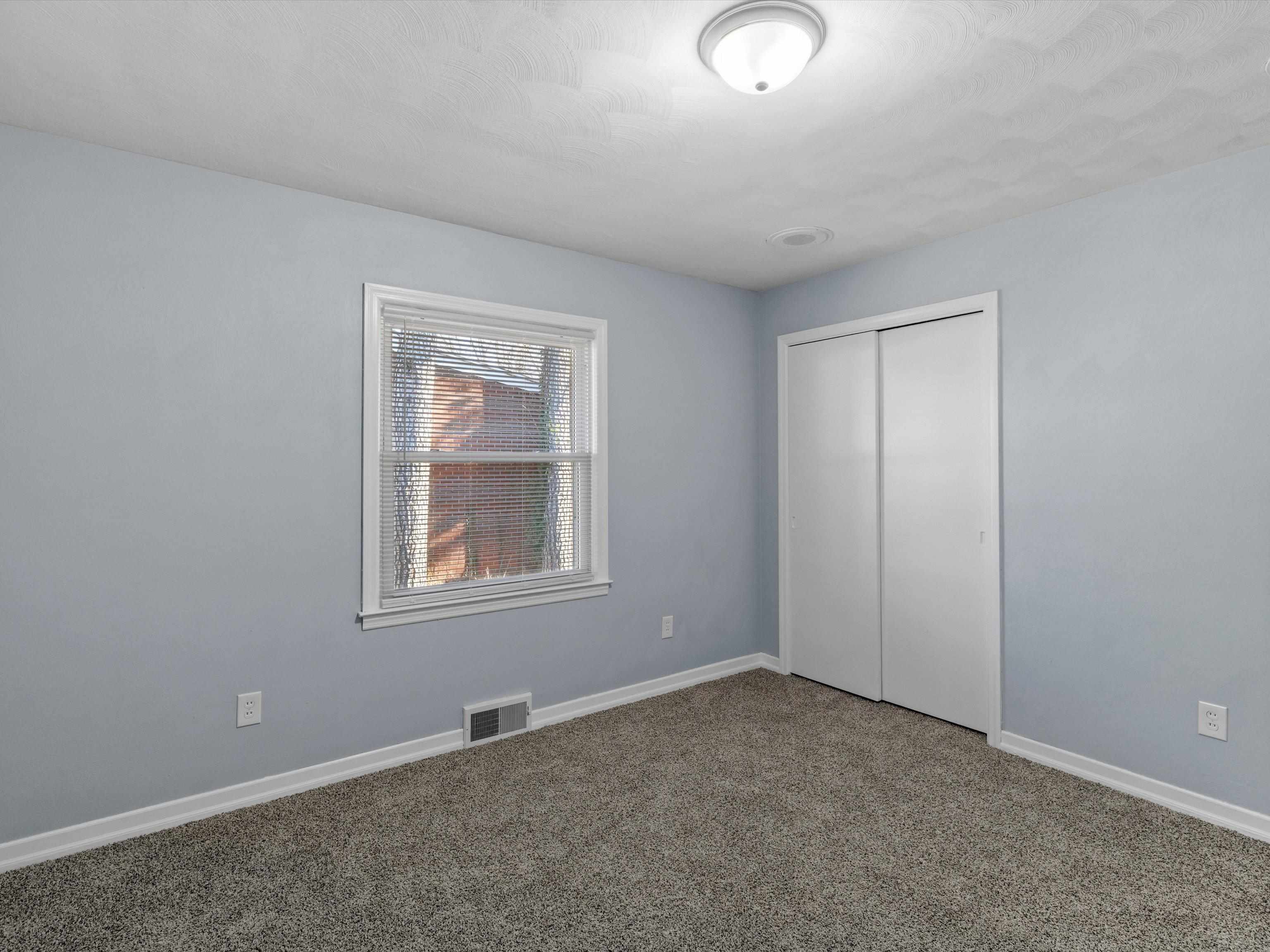 2532 York St, Owensboro, Kentucky 42301, 3 Bedrooms Bedrooms, ,2 BathroomsBathrooms,Single Family Residence,For Sale,York St,93822