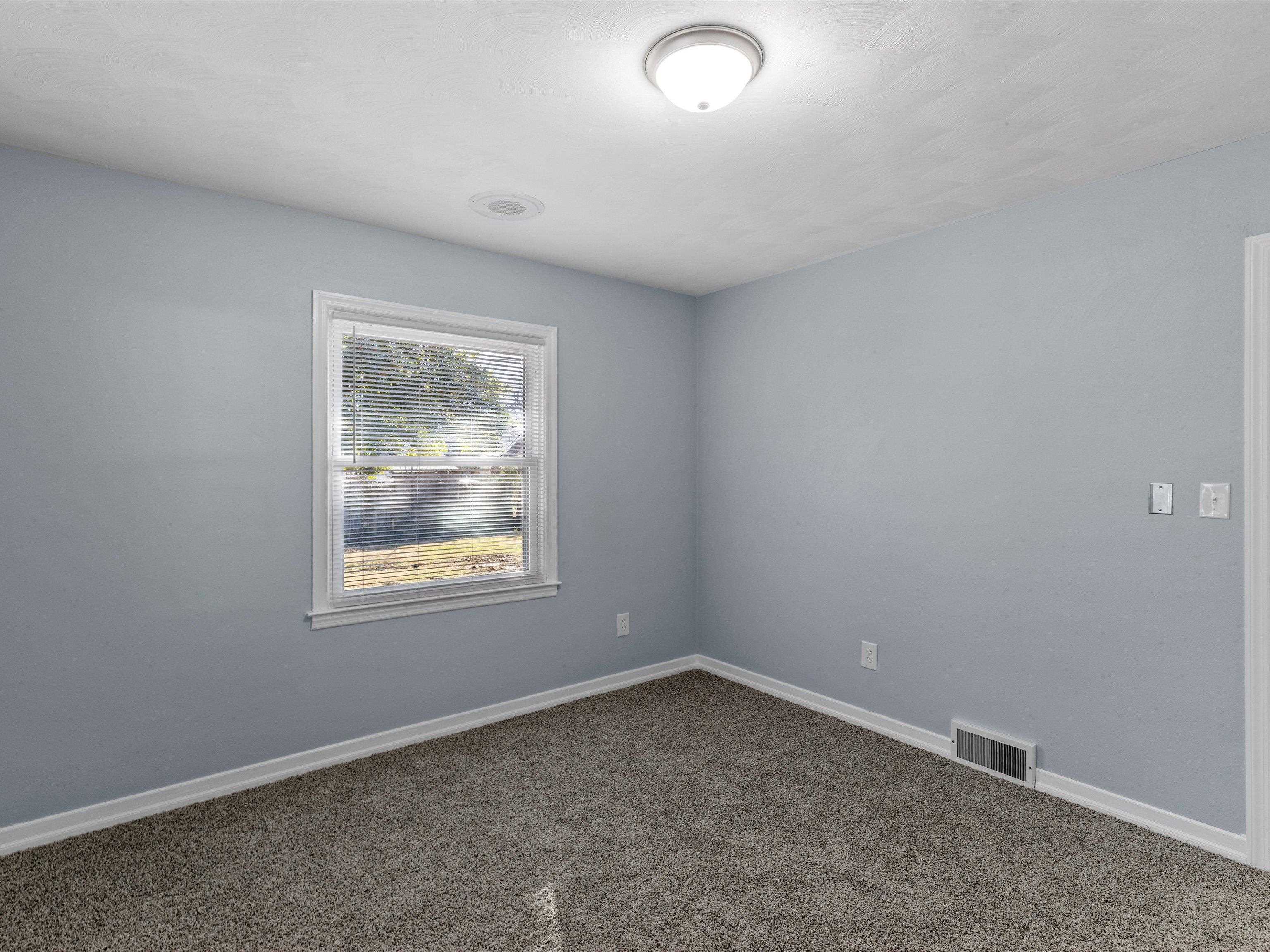 2532 York St, Owensboro, Kentucky 42301, 3 Bedrooms Bedrooms, ,2 BathroomsBathrooms,Single Family Residence,For Sale,York St,93822