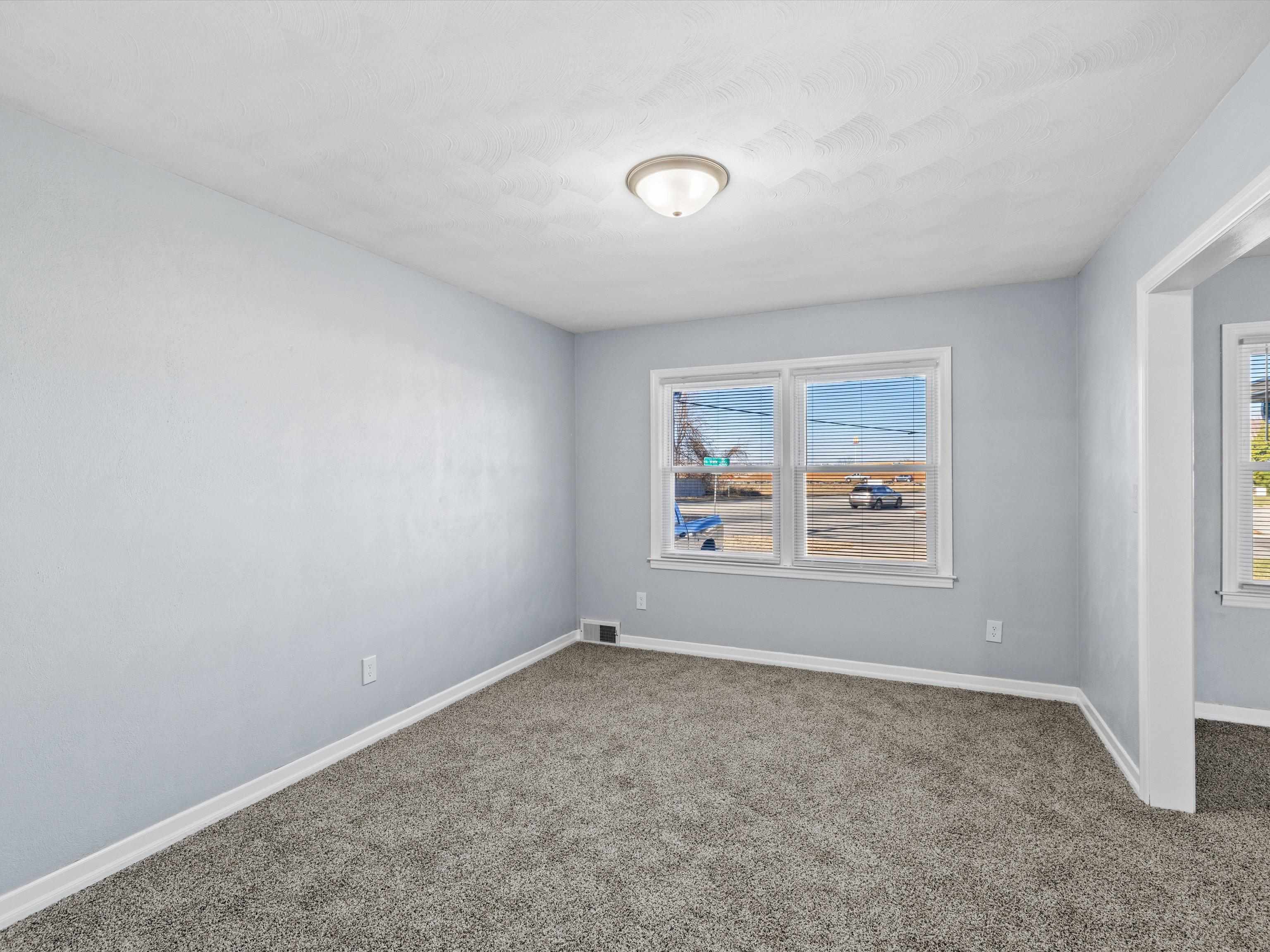 2532 York St, Owensboro, Kentucky 42301, 3 Bedrooms Bedrooms, ,2 BathroomsBathrooms,Single Family Residence,For Sale,York St,93822