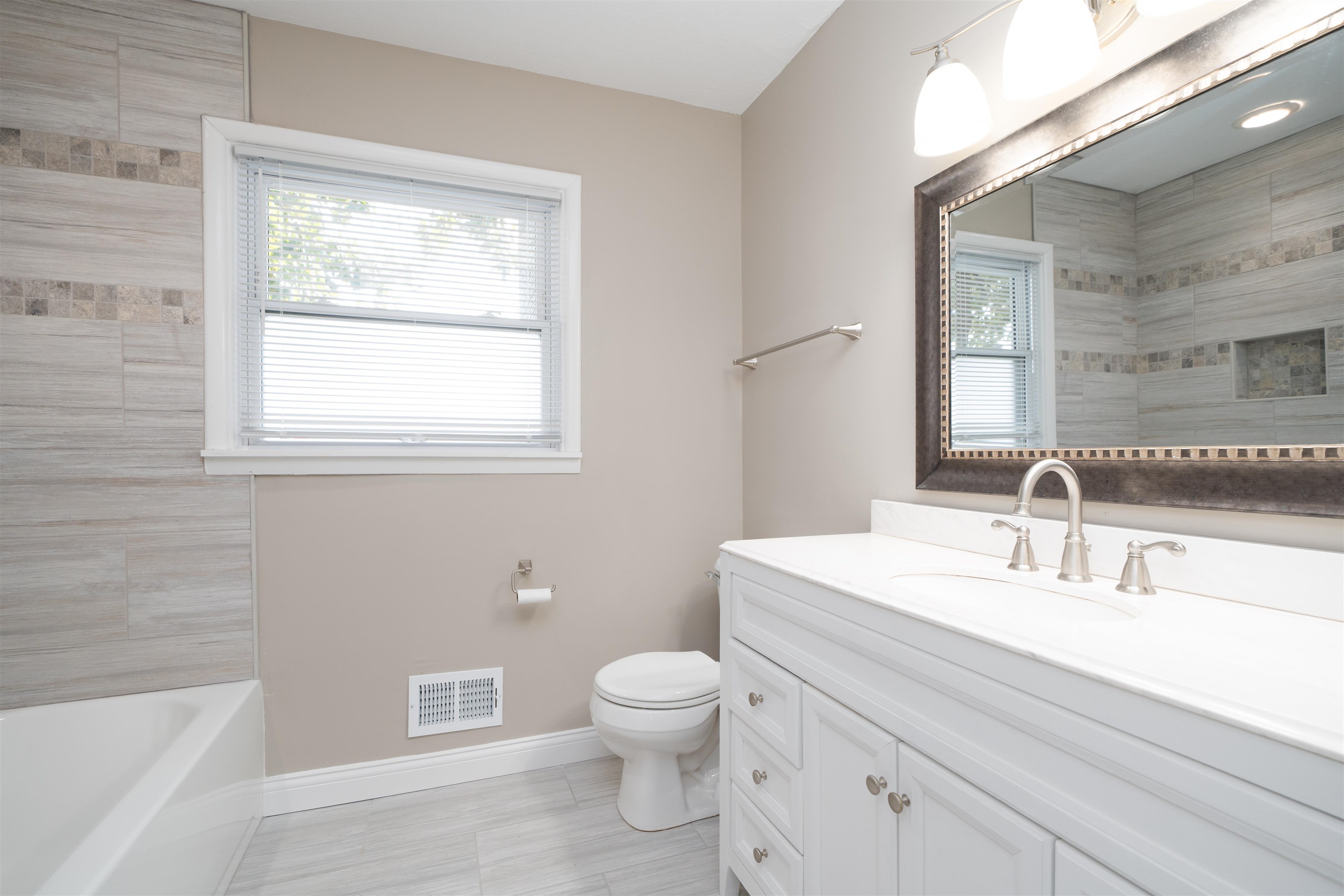 1607 Foors Lane, Owensboro, Kentucky 42303, 3 Bedrooms Bedrooms, ,2 BathroomsBathrooms,Single Family Residence,For Sale,Foors Lane,93824